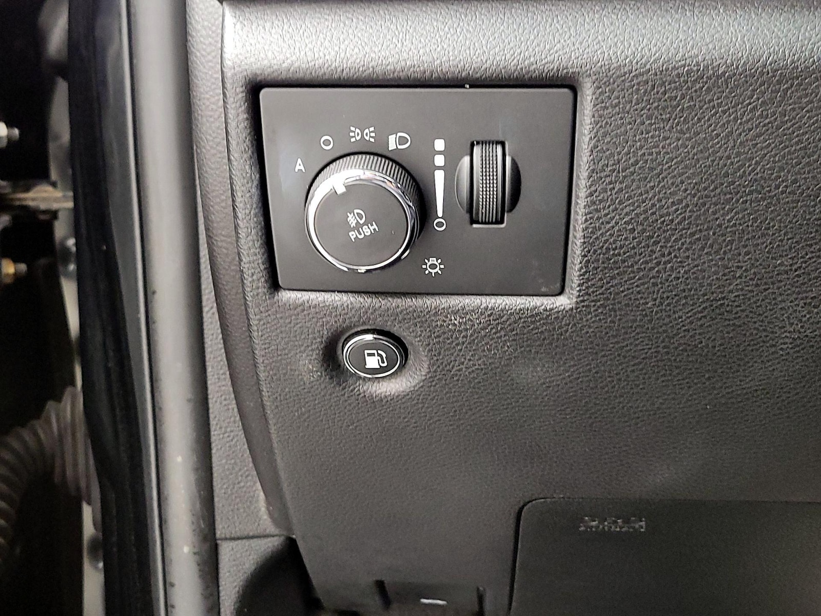 2017 Jeep Grand Cherokee Limited - Photo 14
