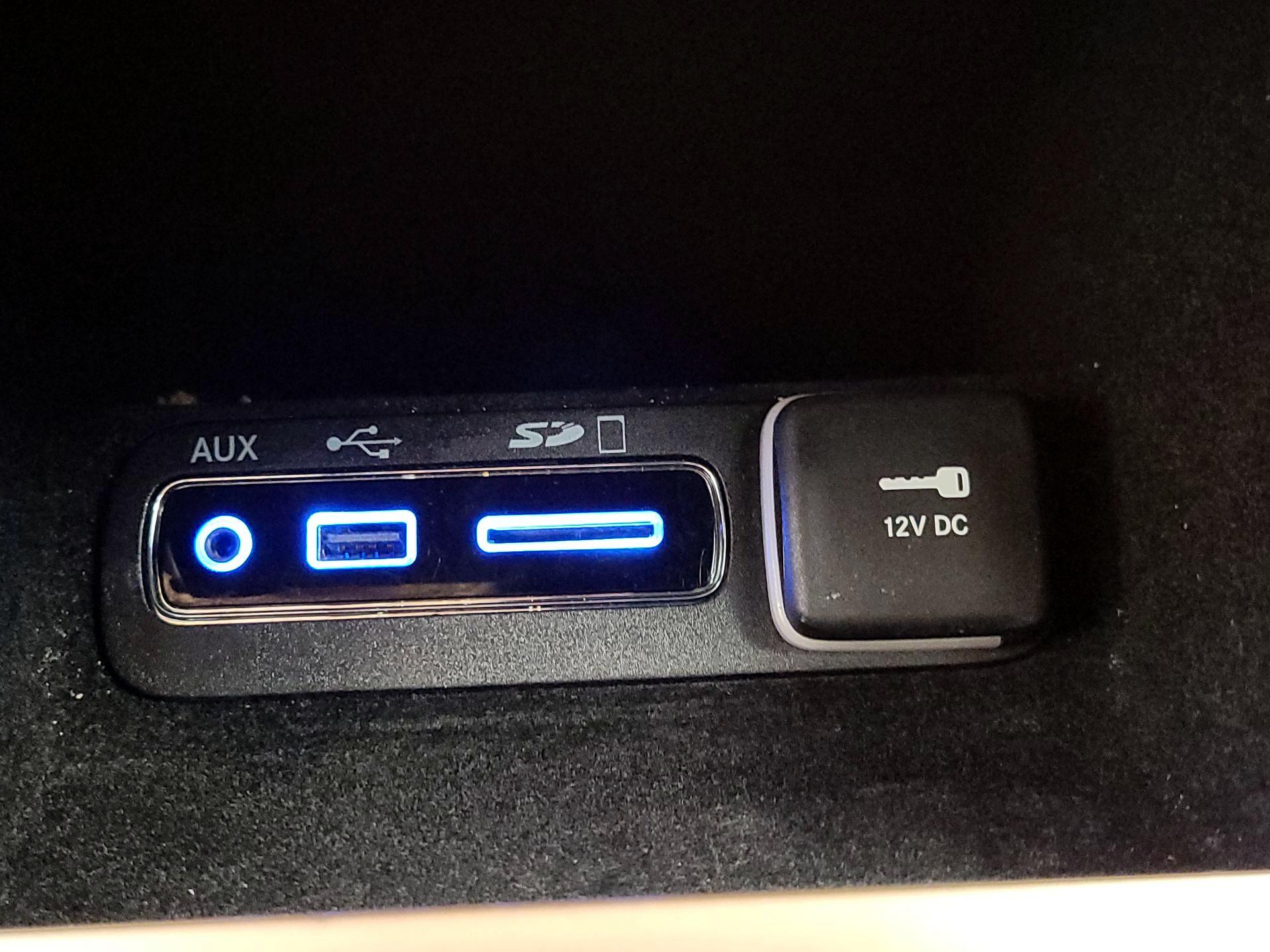 Thumbnail: 2017 Jeep Grand Cherokee - 18