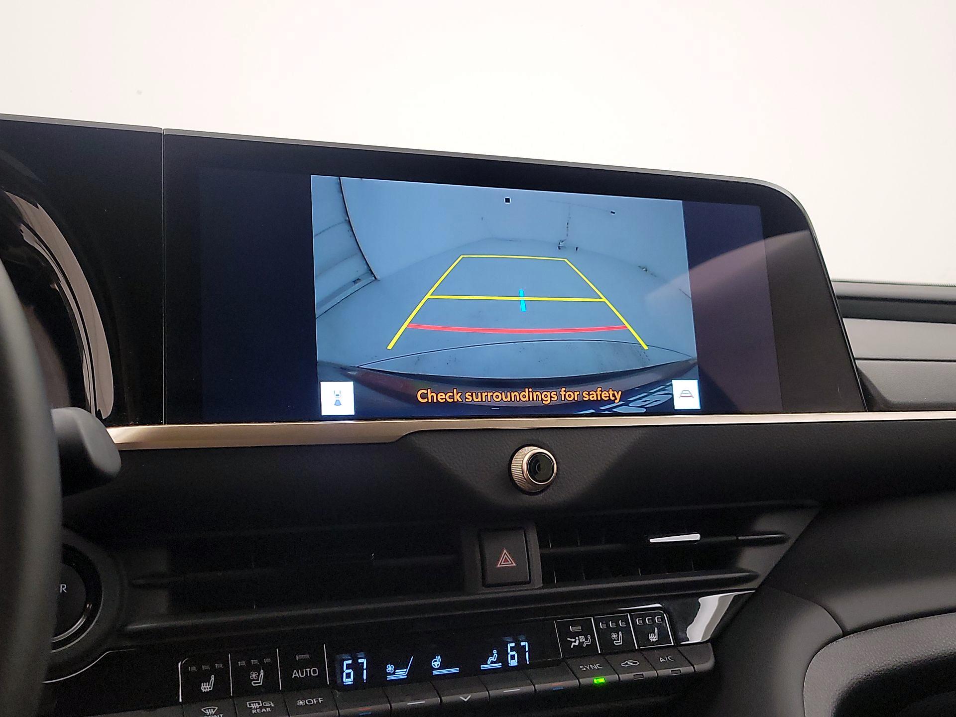 Thumbnail: 2025 Toyota Crown Signia - 14