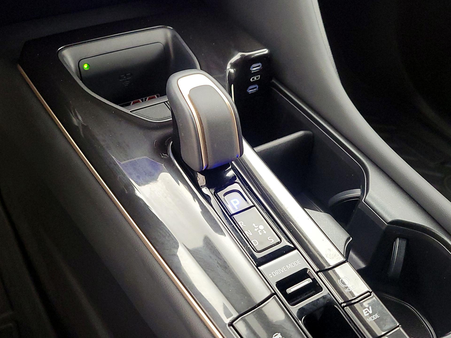 Thumbnail: 2025 Toyota Crown Signia - 17