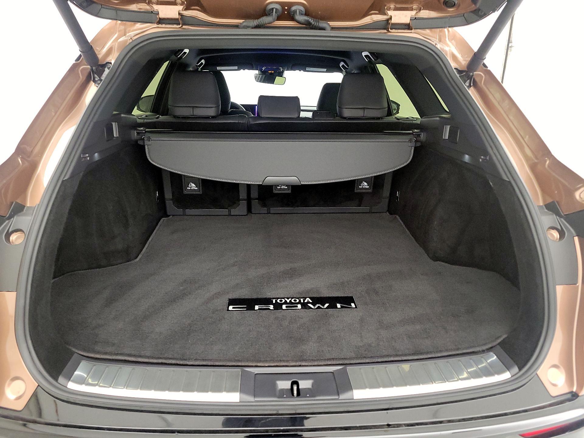 Thumbnail: 2025 Toyota Crown Signia - 20