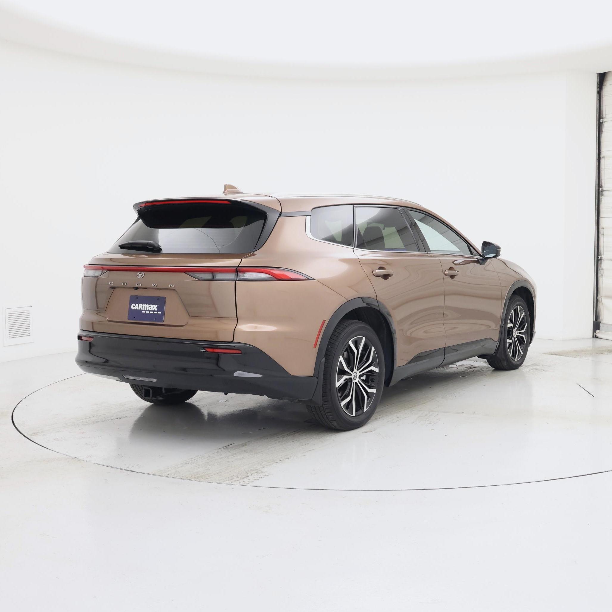 Thumbnail: 2025 Toyota Crown Signia - 8