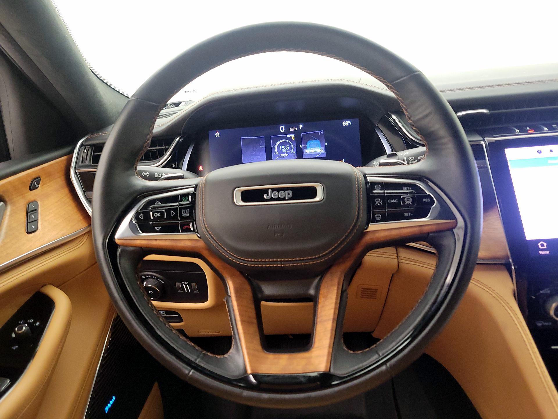 Thumbnail: 2022 Jeep Grand Cherokee - 10