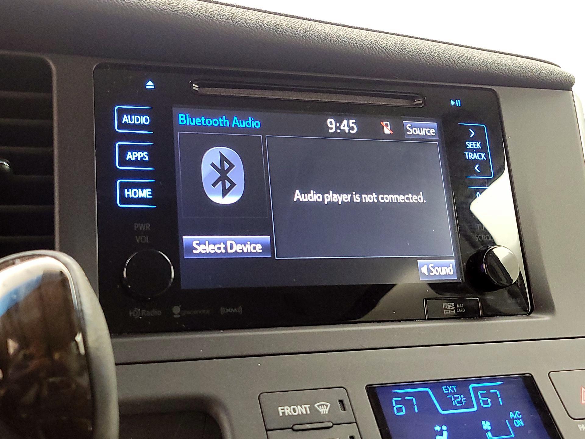 Thumbnail: 2017 Toyota Sienna - 15