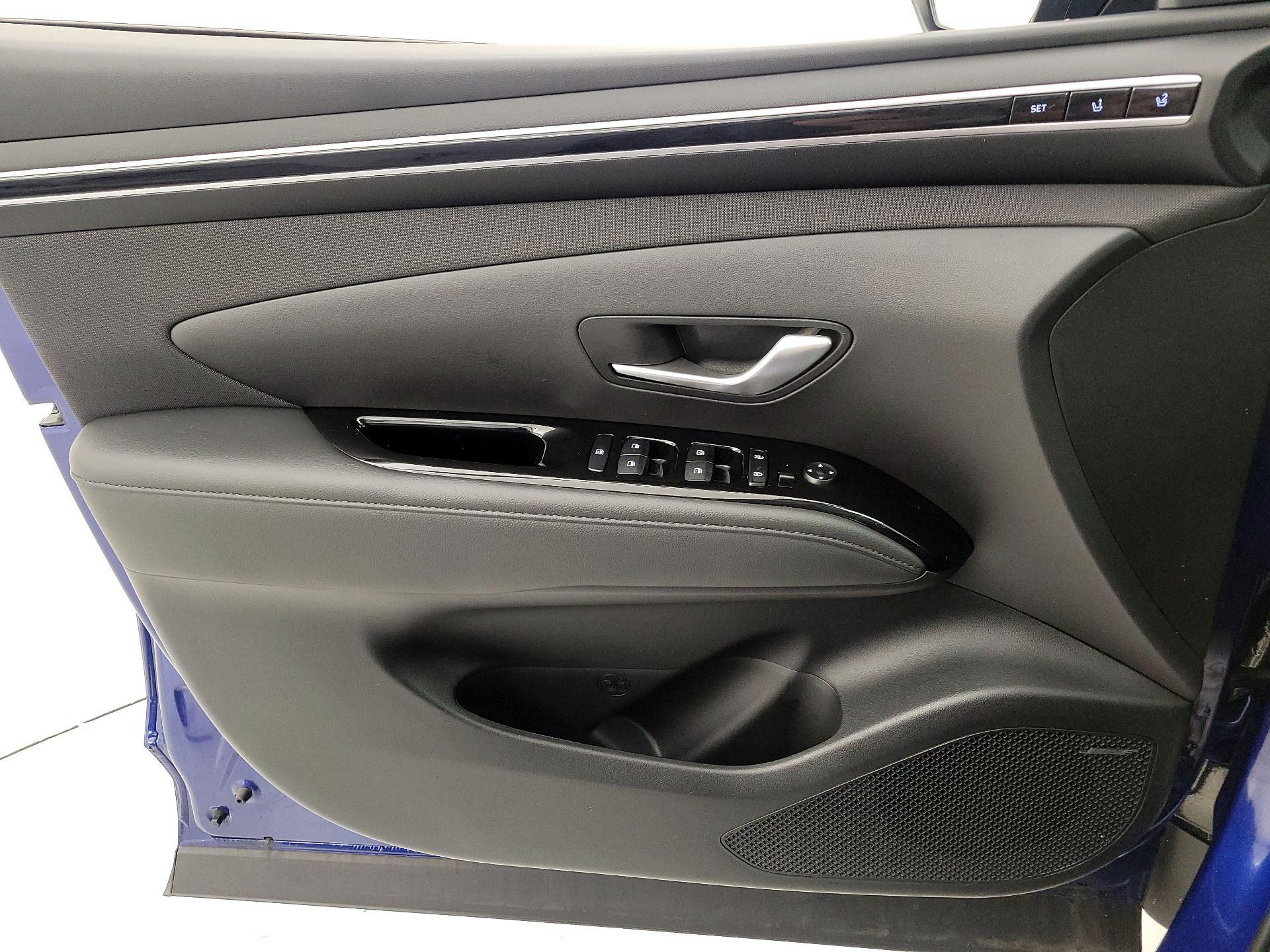 Thumbnail: 2023 Hyundai Tucson - 12