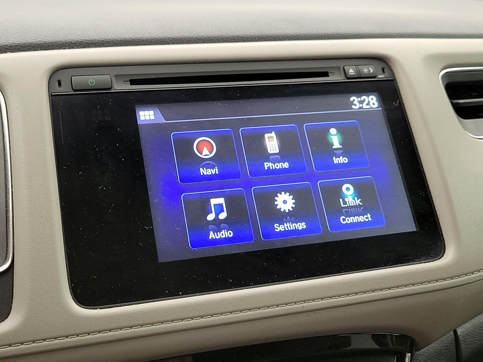 Thumbnail: 2016 Honda HR-V - 16