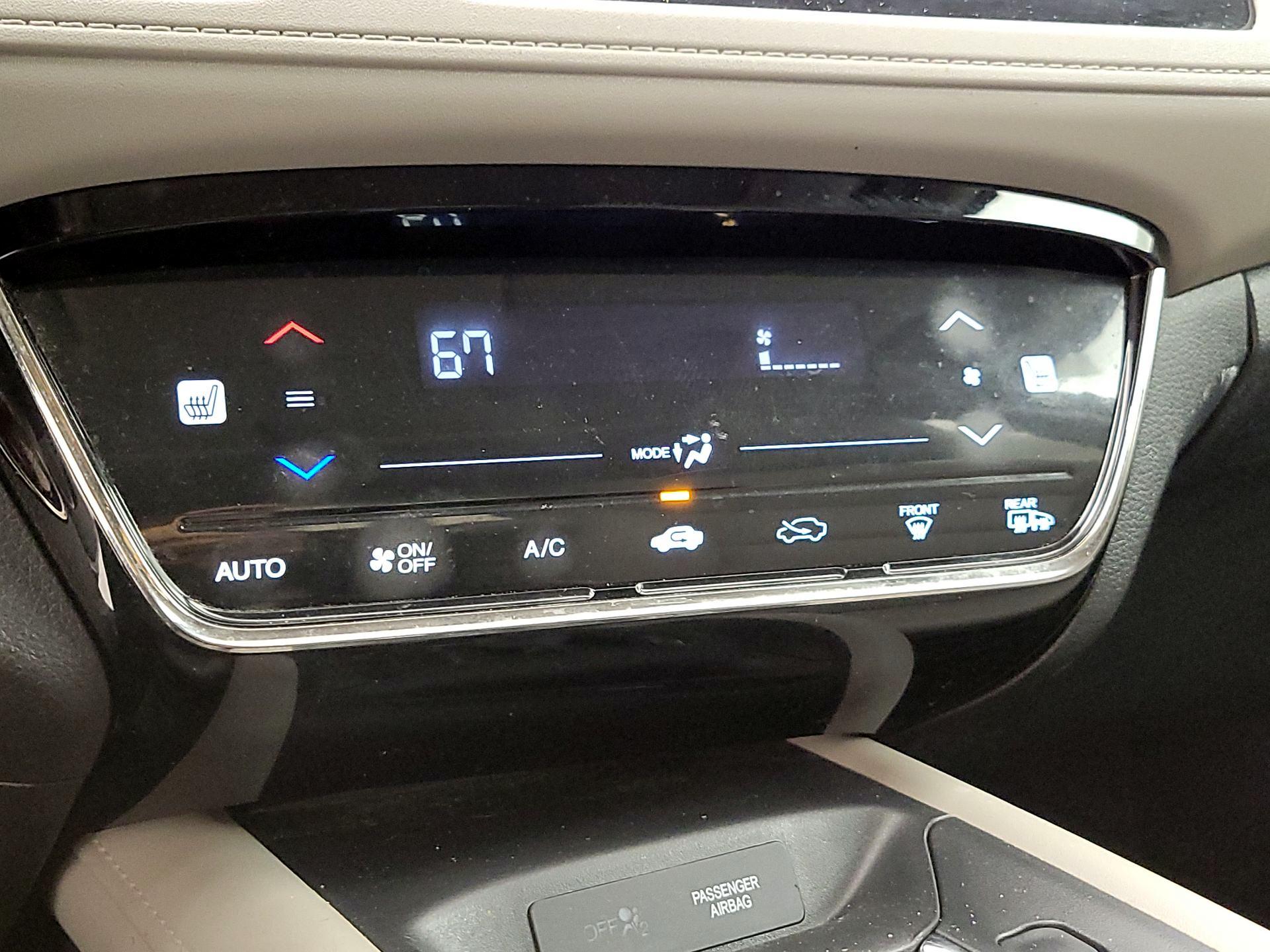 Thumbnail: 2016 Honda HR-V - 17