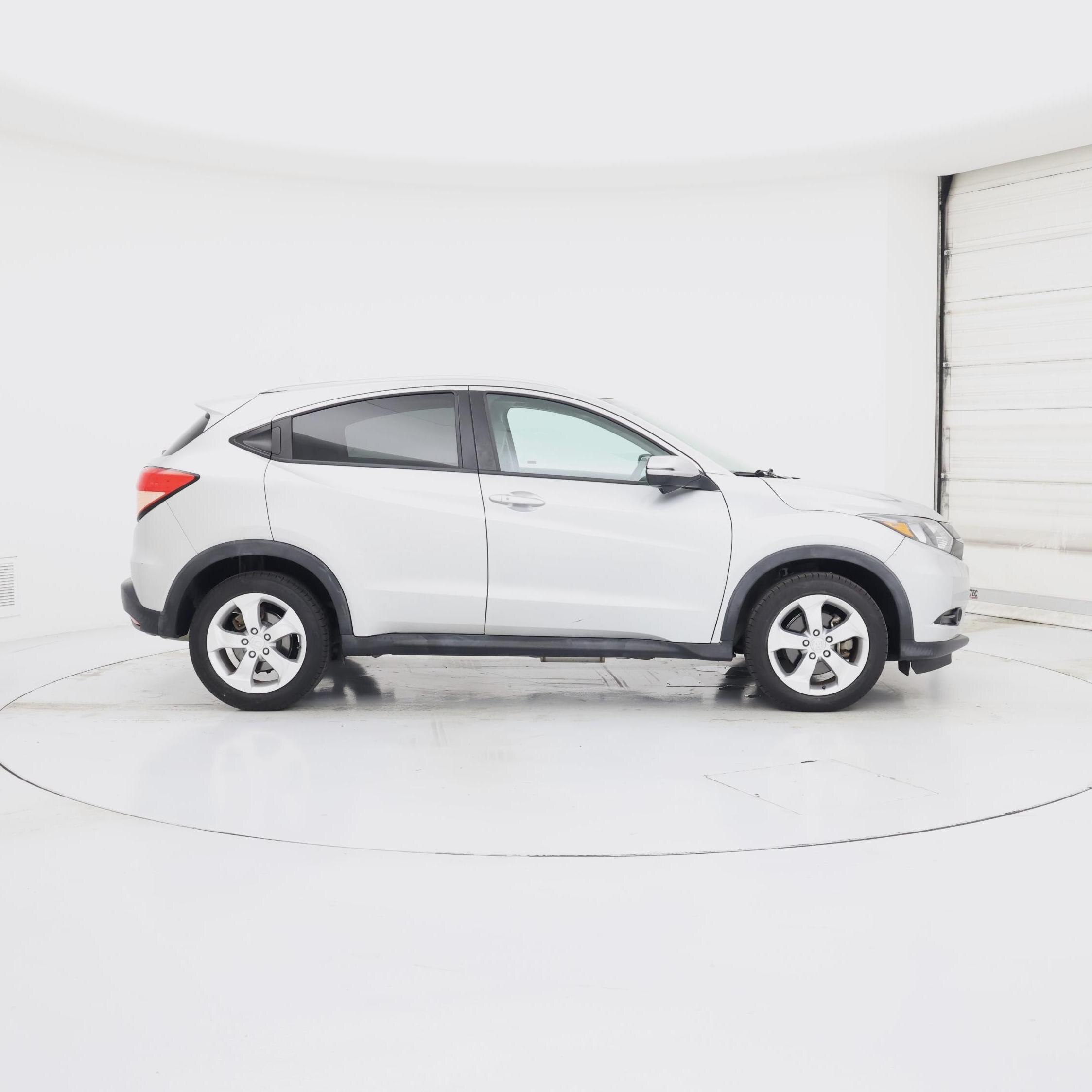Thumbnail: 2016 Honda HR-V - 7