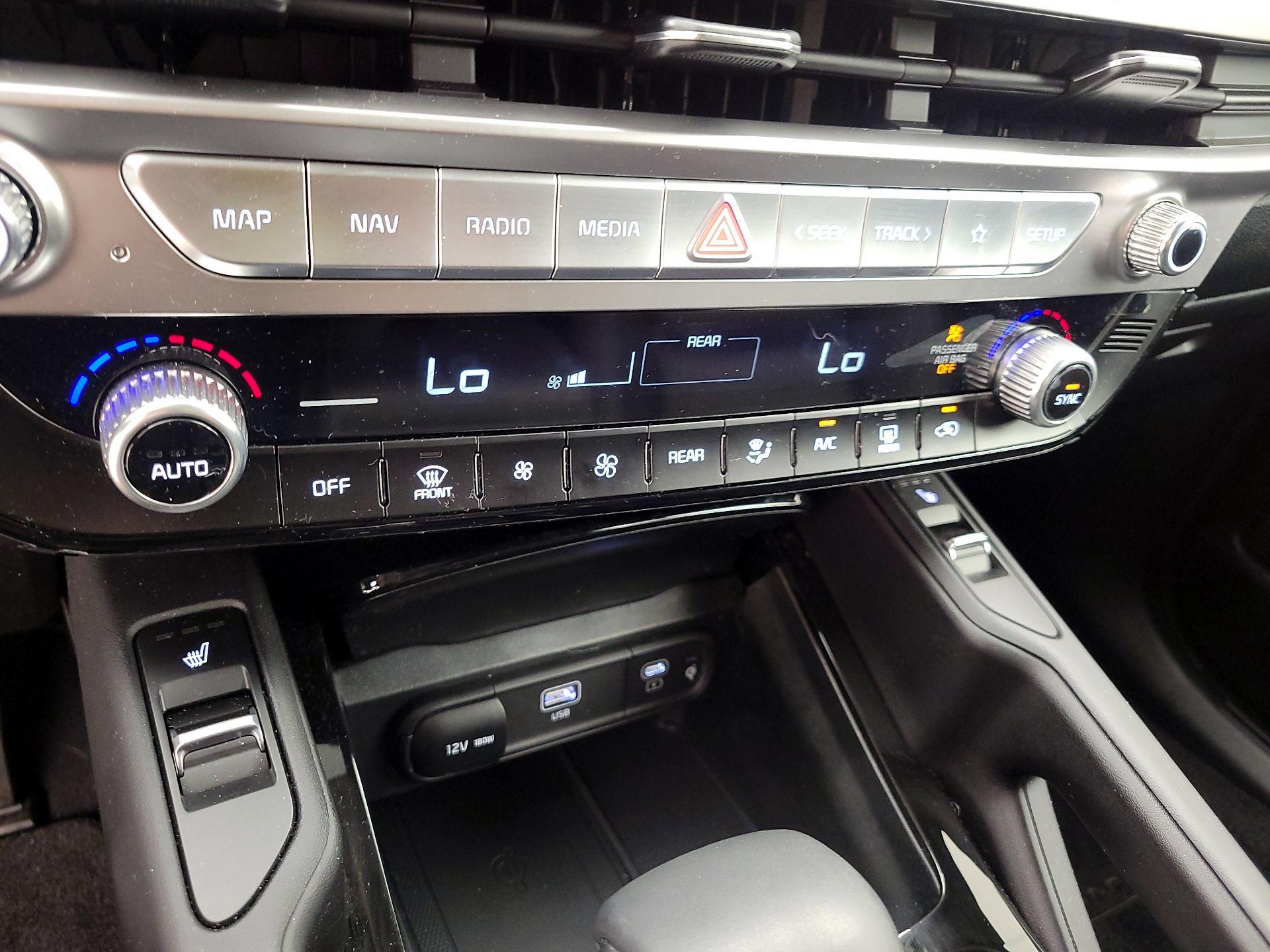 Thumbnail: 2024 Kia Telluride - 14