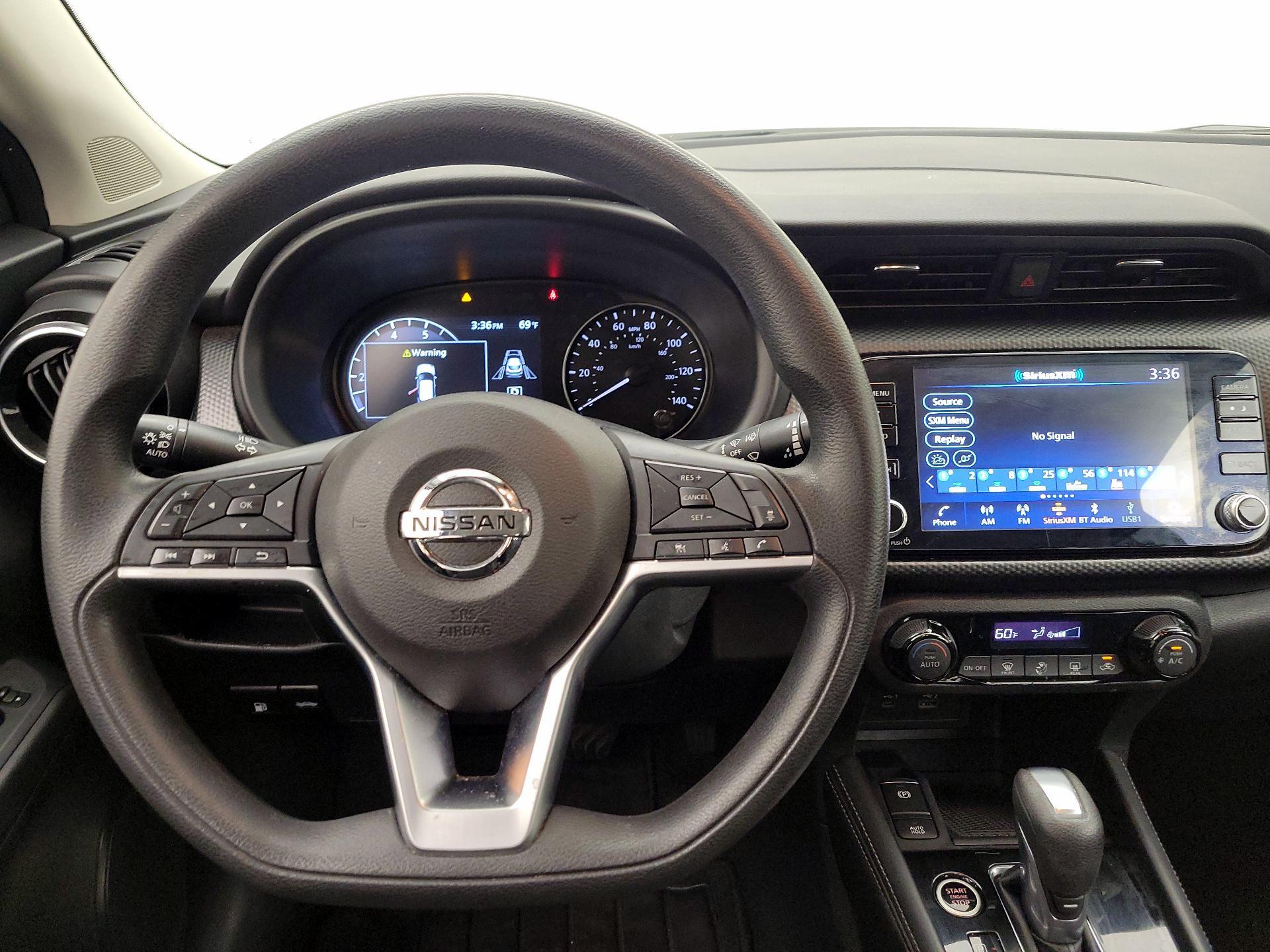 Thumbnail: 2021 Nissan Kicks - 10