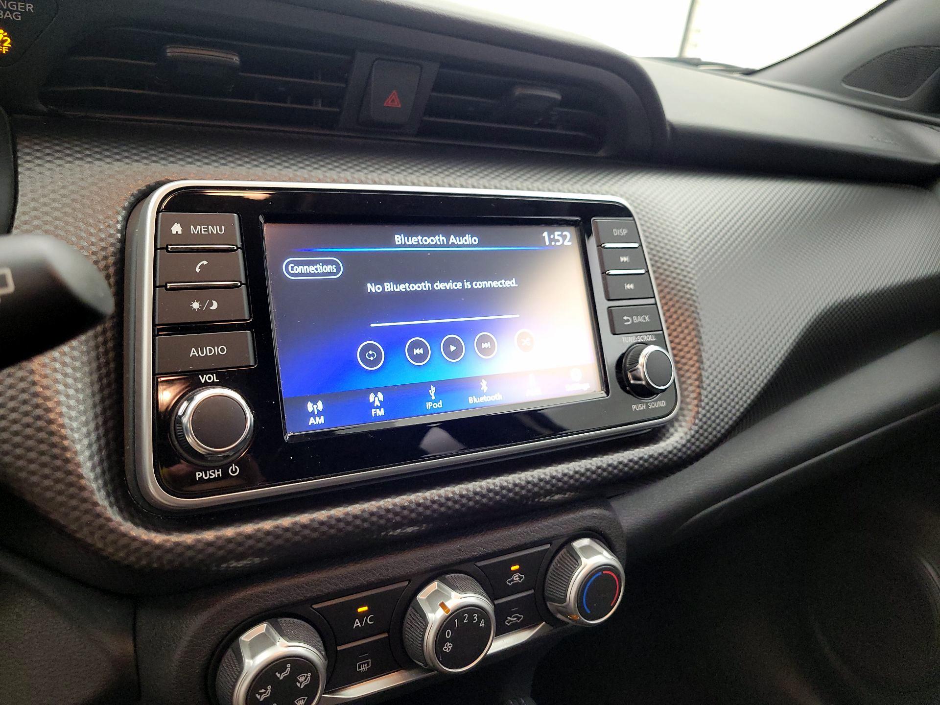Thumbnail: 2019 Nissan Kicks - 15