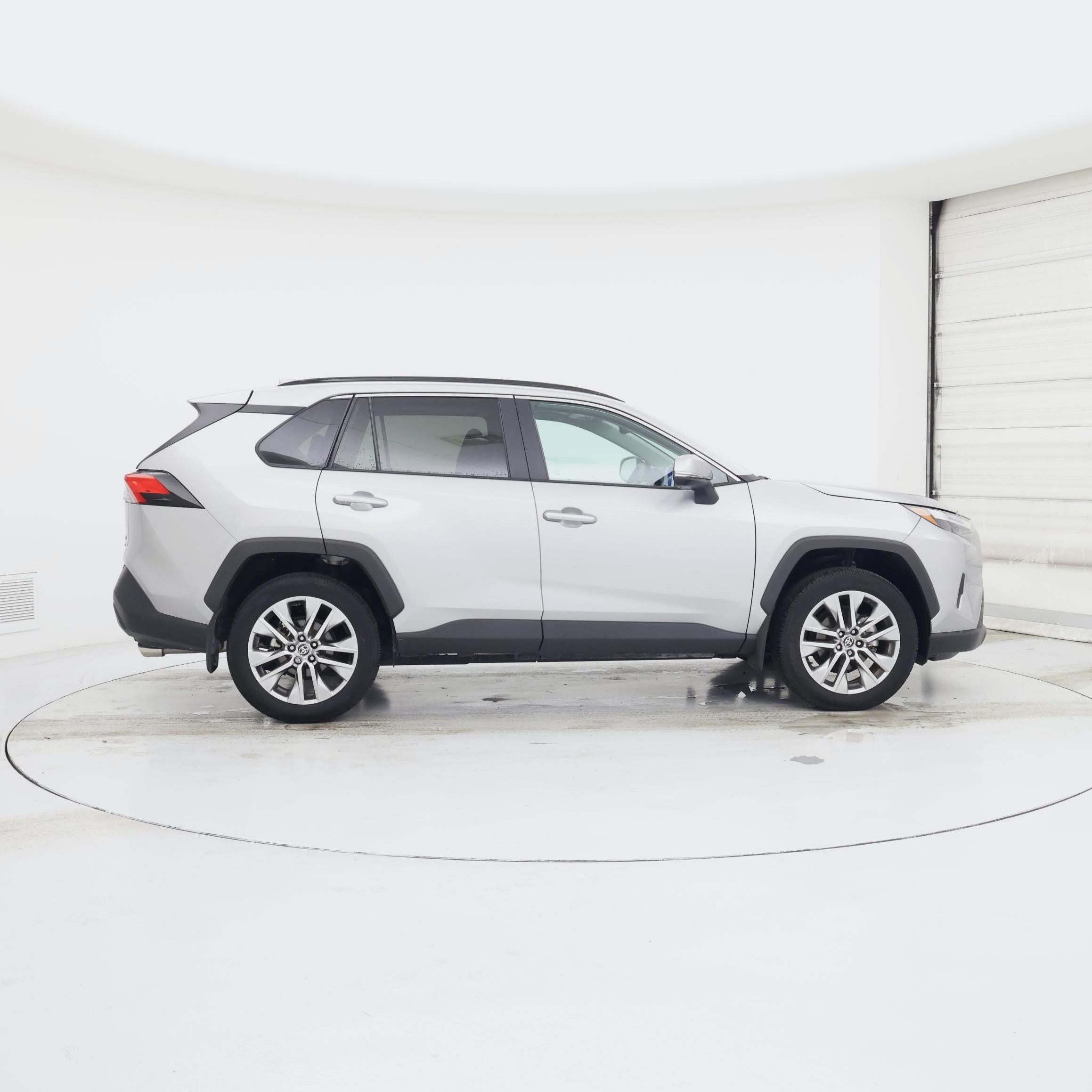 Thumbnail: 2024 Toyota RAV4 - 7