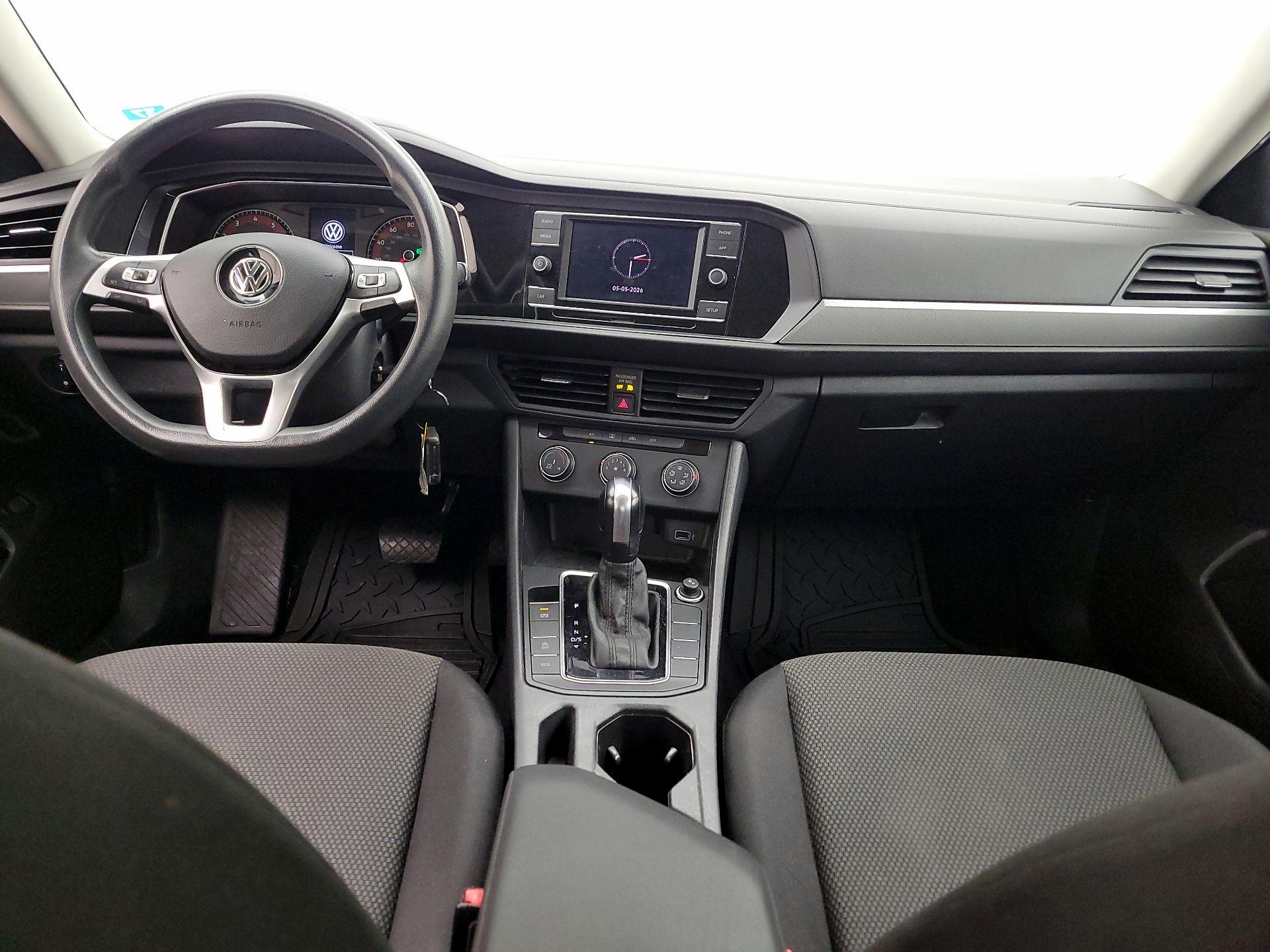 Thumbnail: 2019 Volkswagen Jetta - 9
