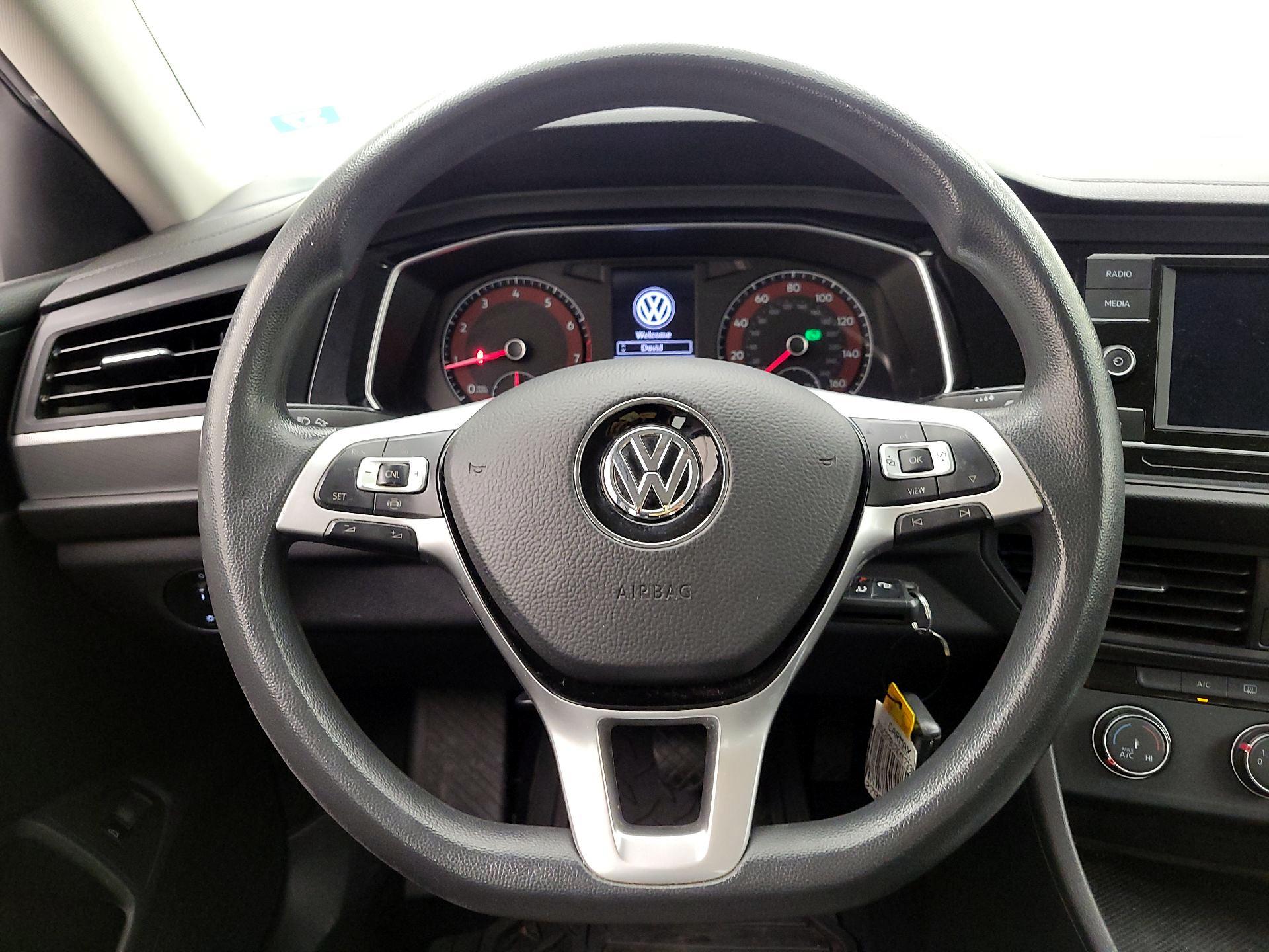 Thumbnail: 2019 Volkswagen Jetta - 10