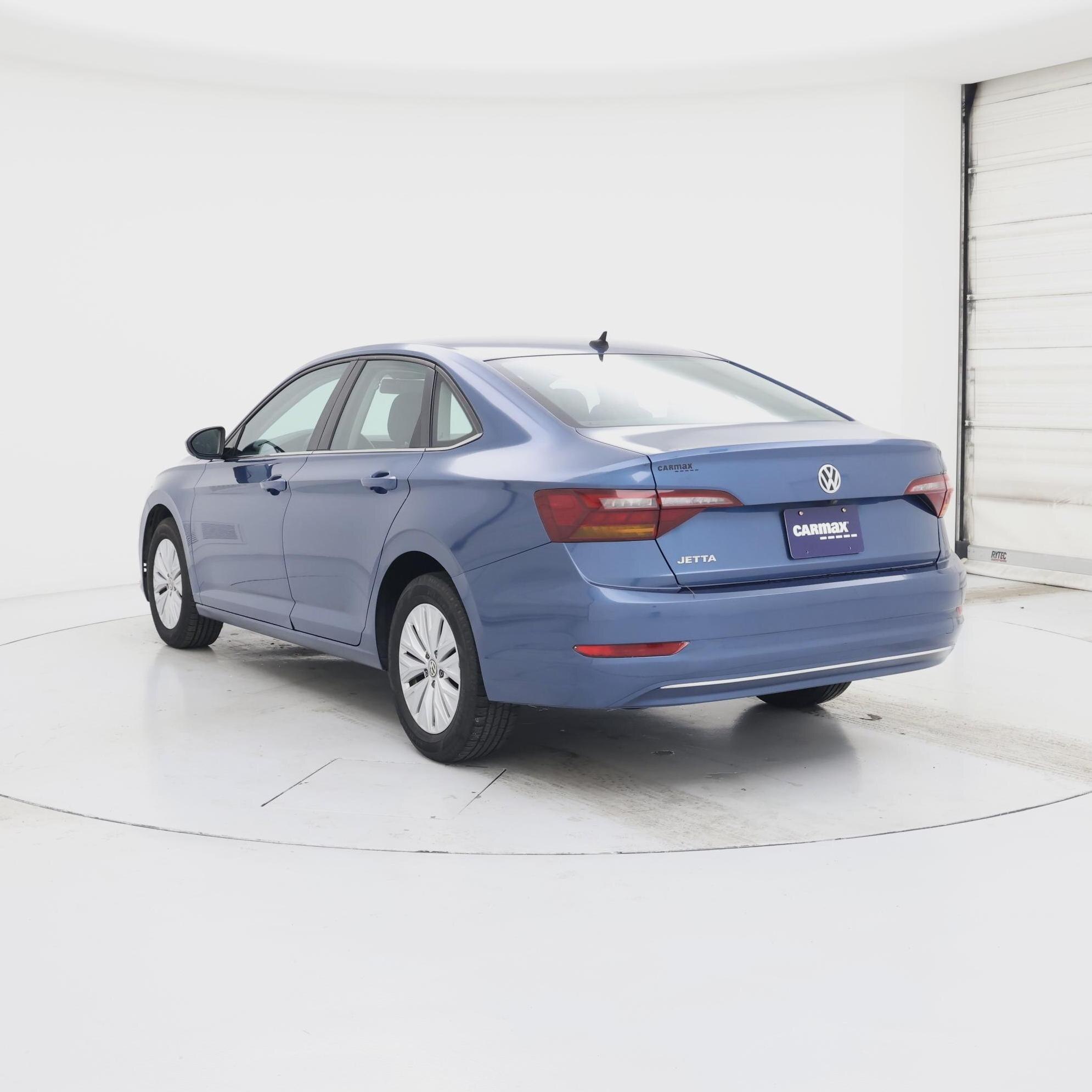 Thumbnail: 2019 Volkswagen Jetta - 2