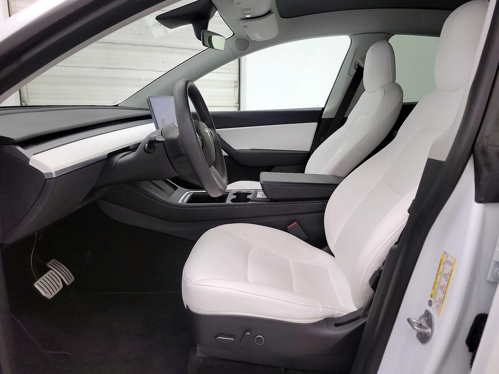 Thumbnail: 2022 Tesla Model Y - 11