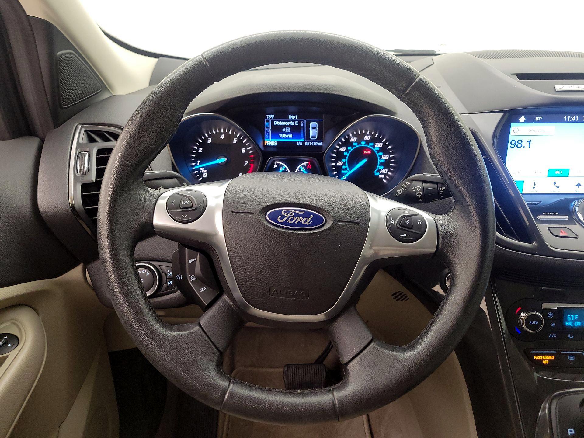 Thumbnail: 2016 Ford Escape - 10
