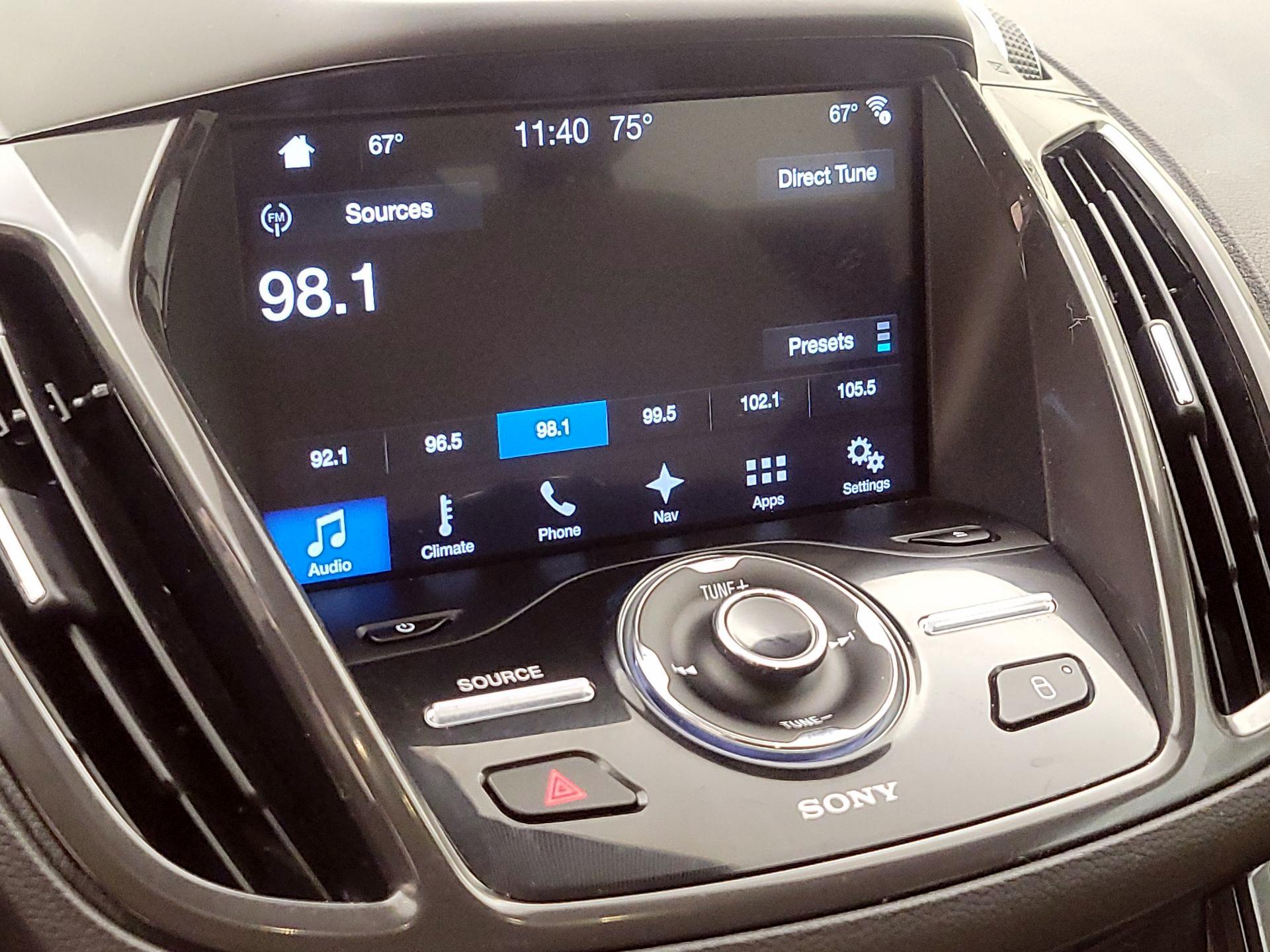 Thumbnail: 2016 Ford Escape - 15