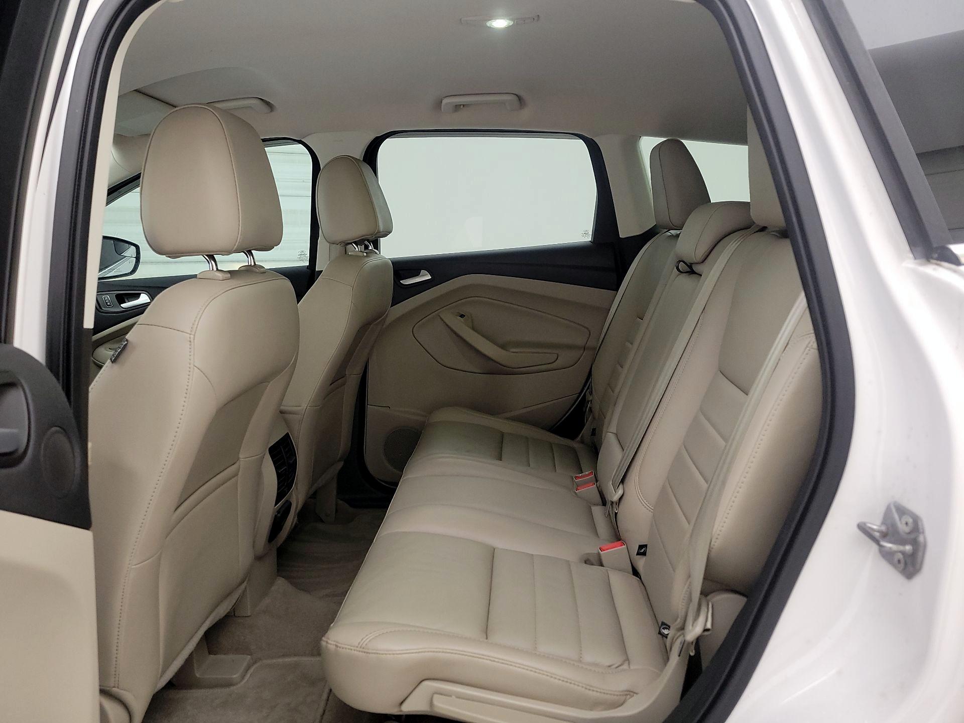 Thumbnail: 2016 Ford Escape - 19