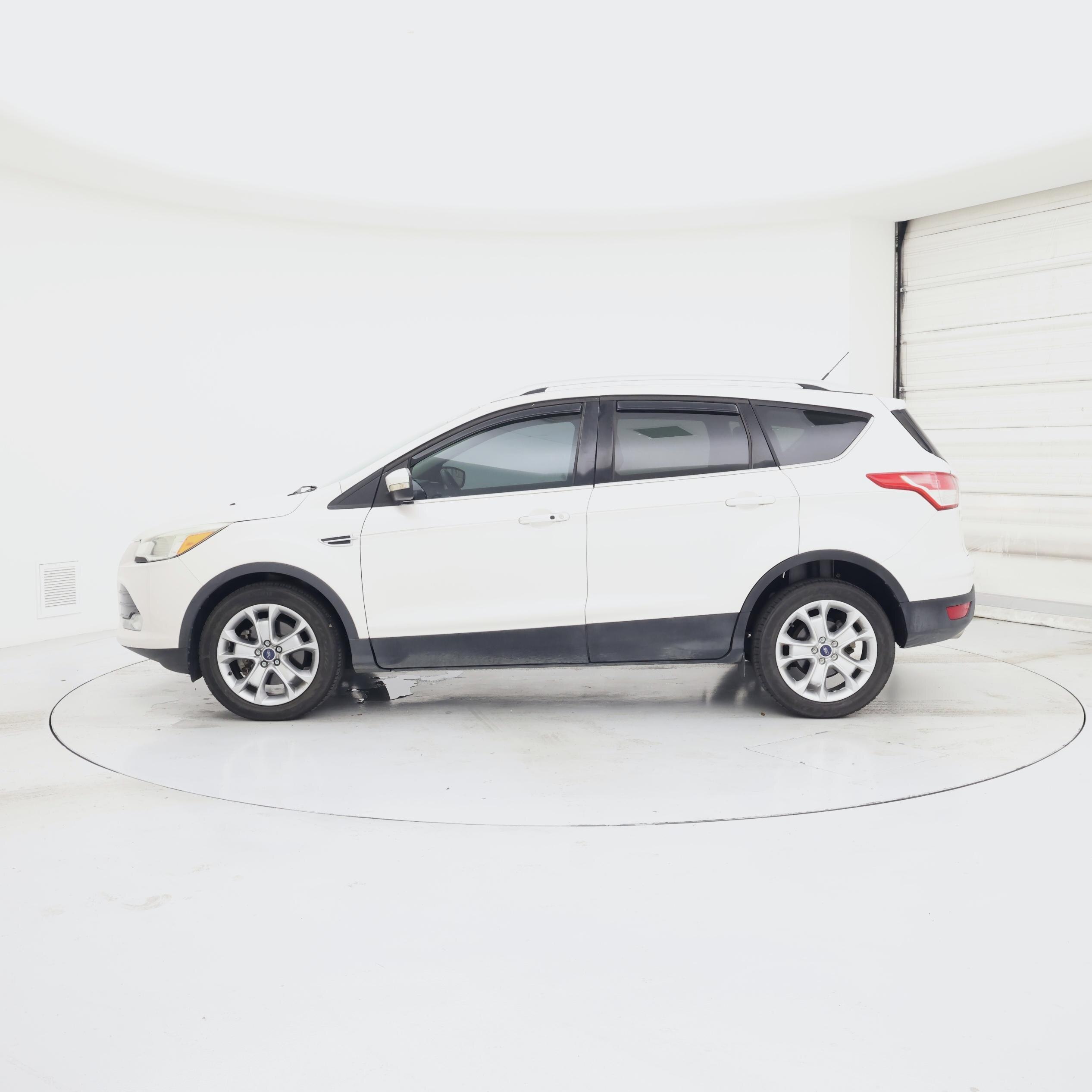 Thumbnail: 2016 Ford Escape - 3