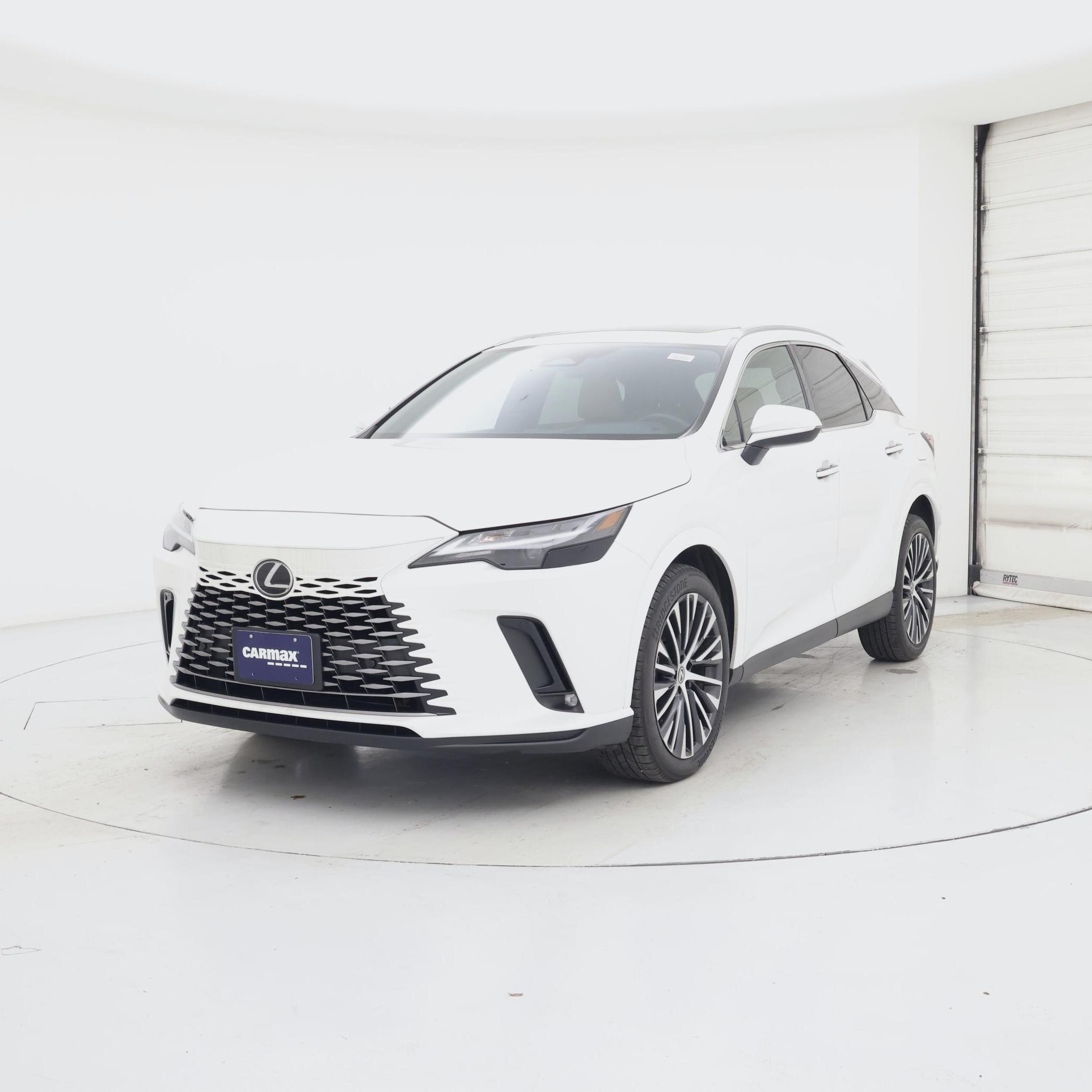 Thumbnail: 2023 Lexus RX - 4