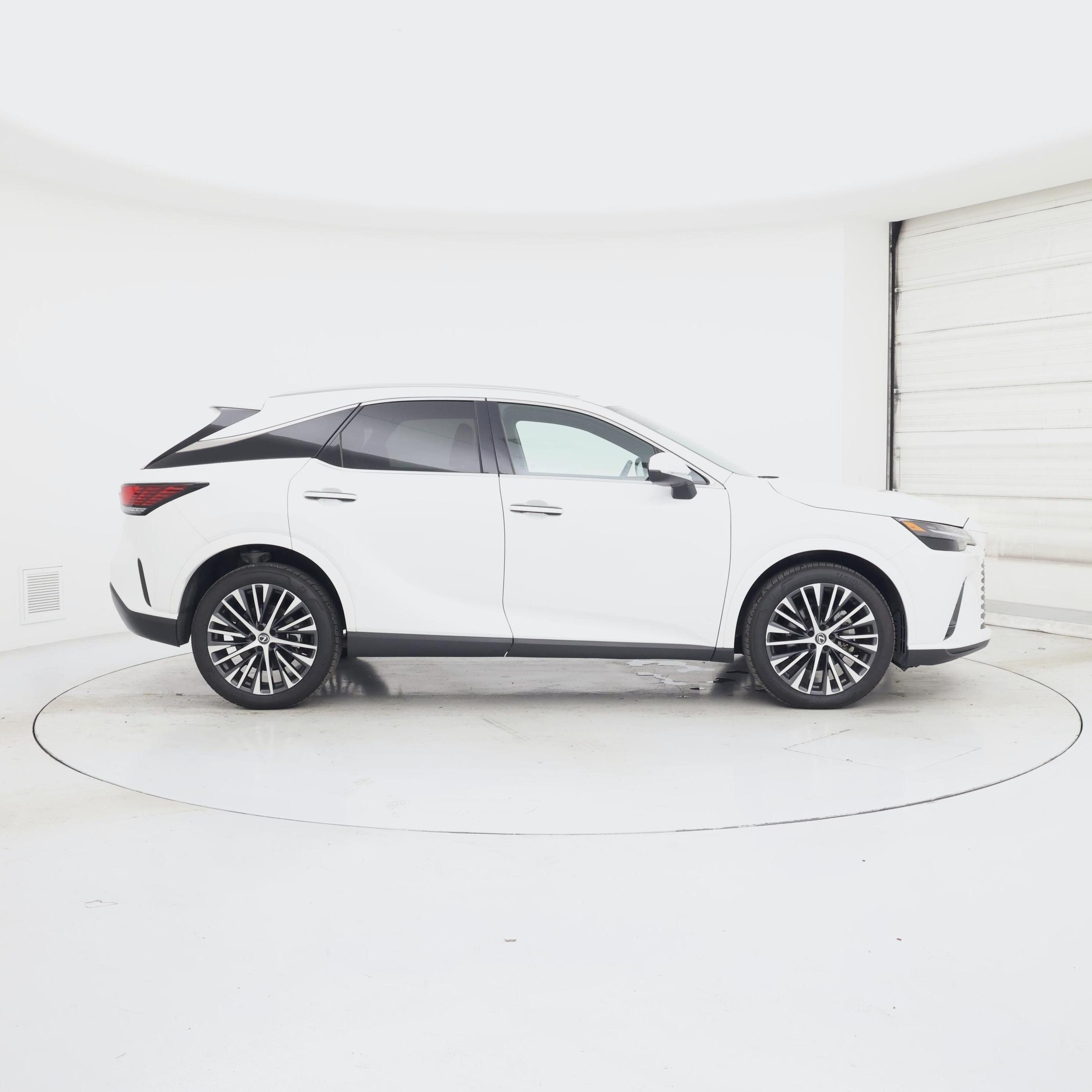 Thumbnail: 2023 Lexus RX - 7