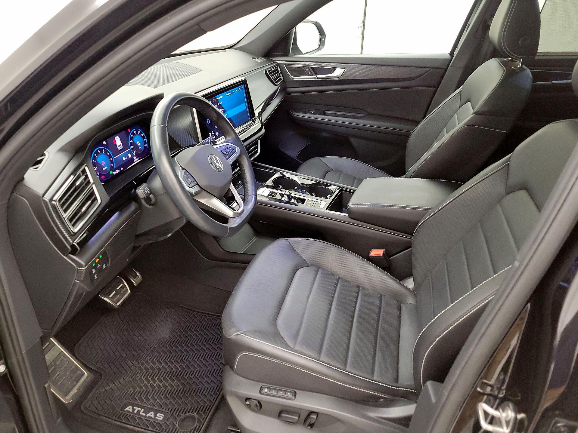 Thumbnail: 2024 Volkswagen Atlas - 11