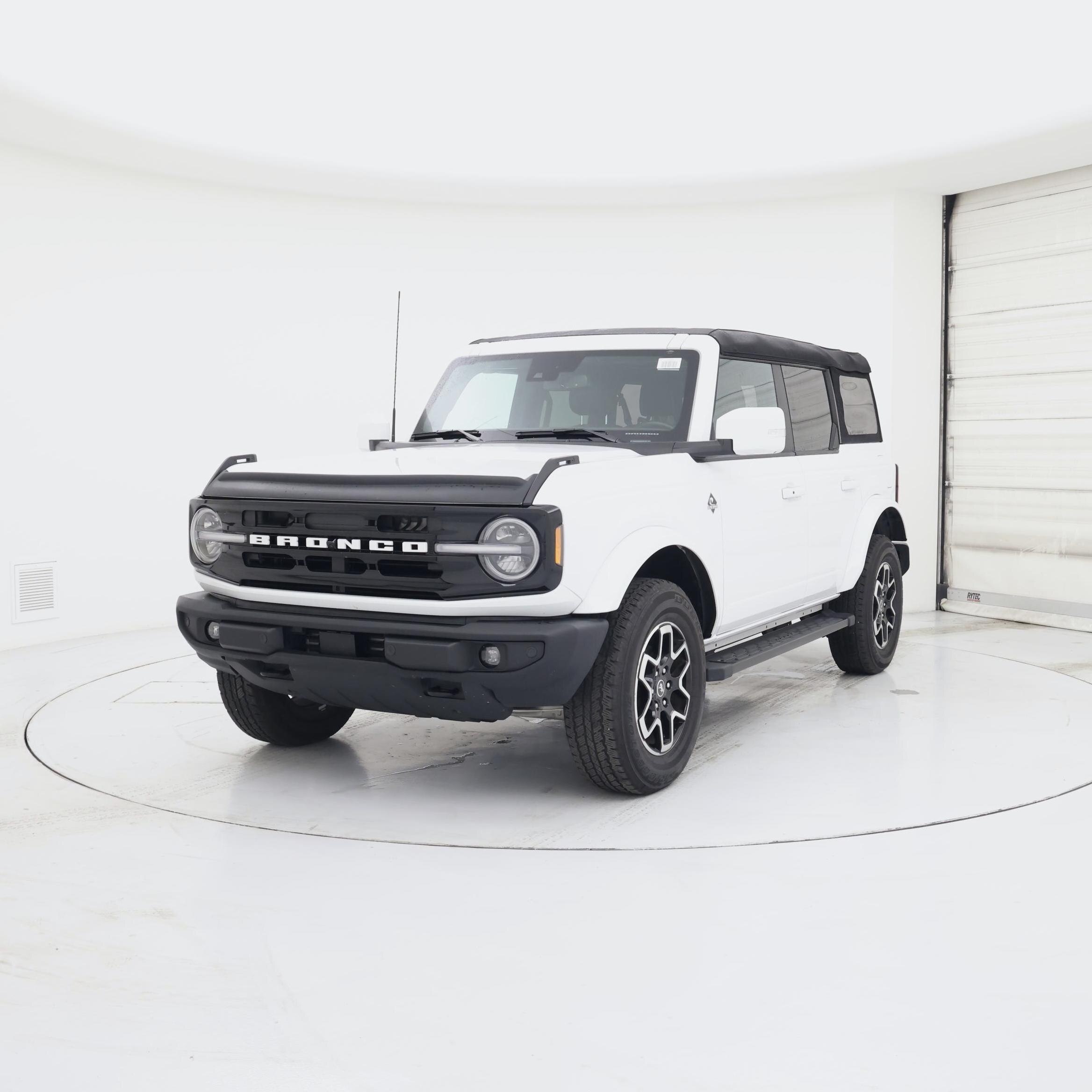 Thumbnail: 2023 Ford Bronco - 4