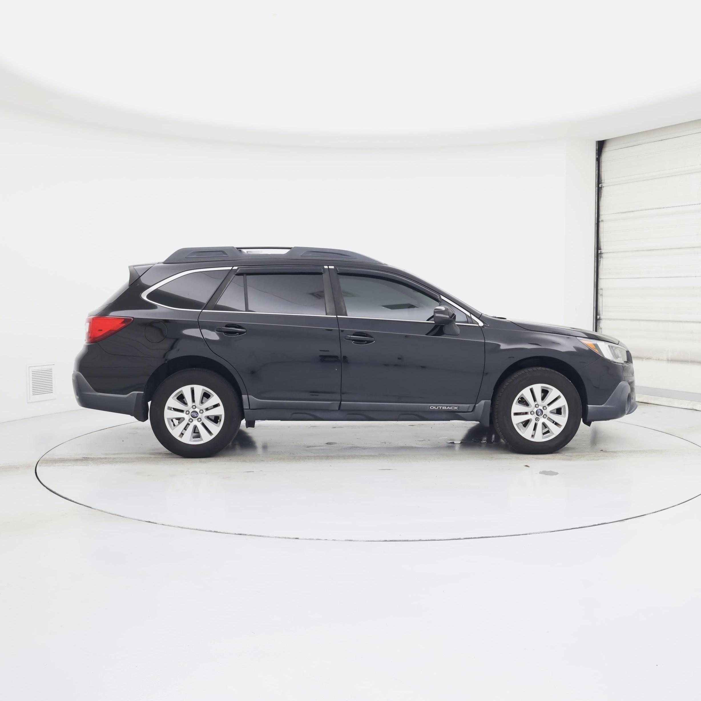 Thumbnail: 2018 Subaru Outback - 7