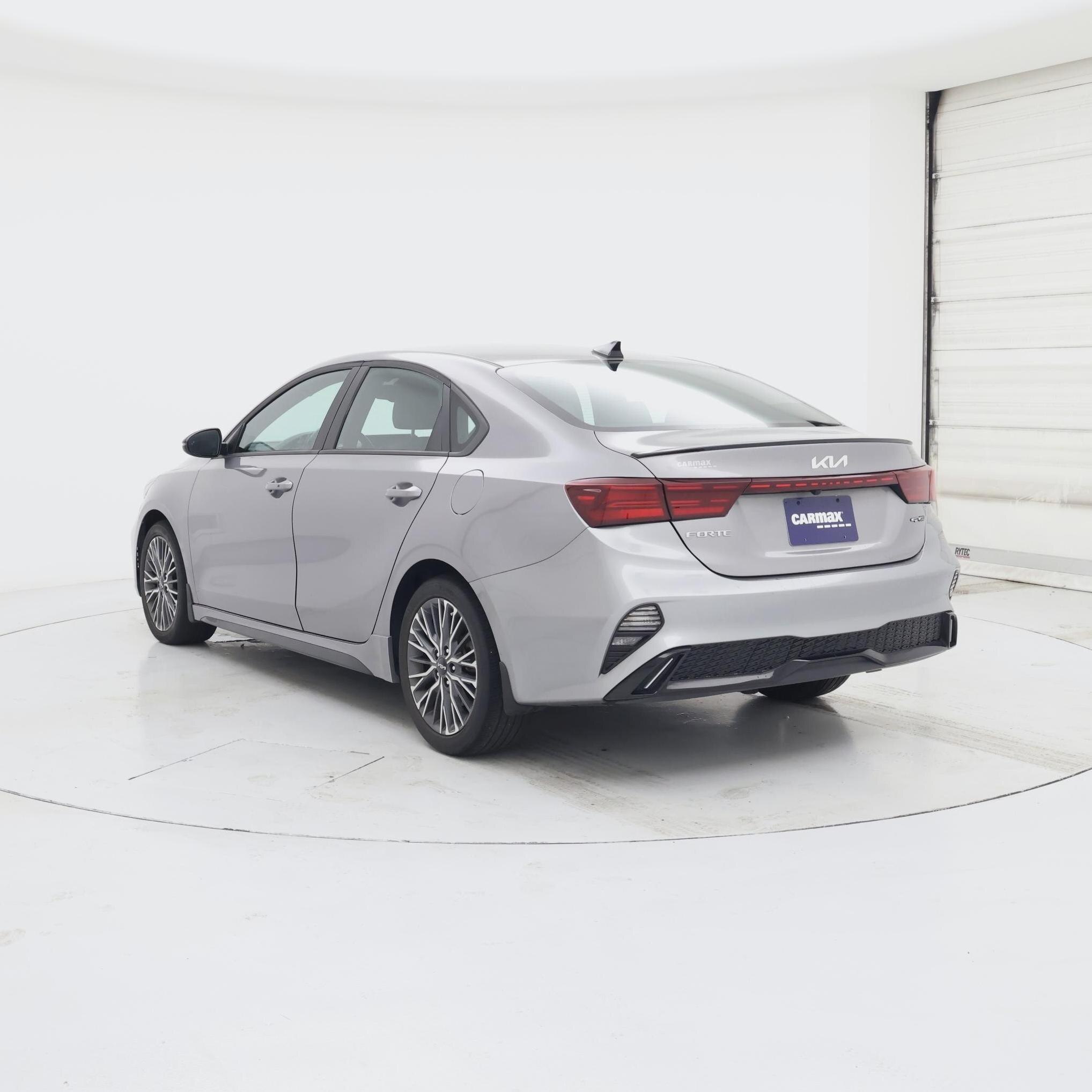 Thumbnail: 2023 Kia Forte - 2