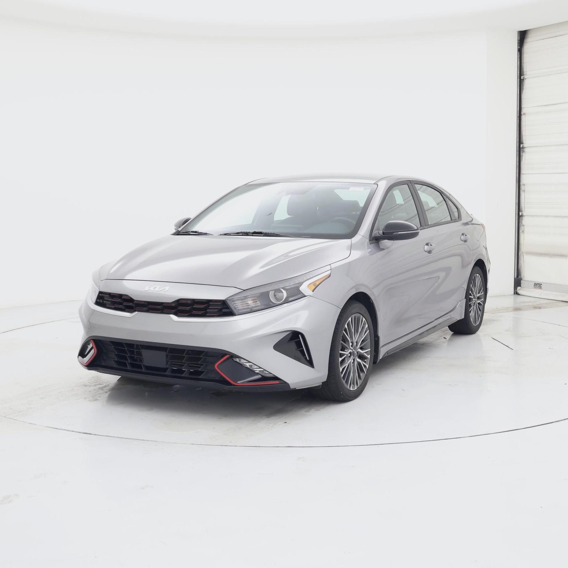 Thumbnail: 2023 Kia Forte - 4