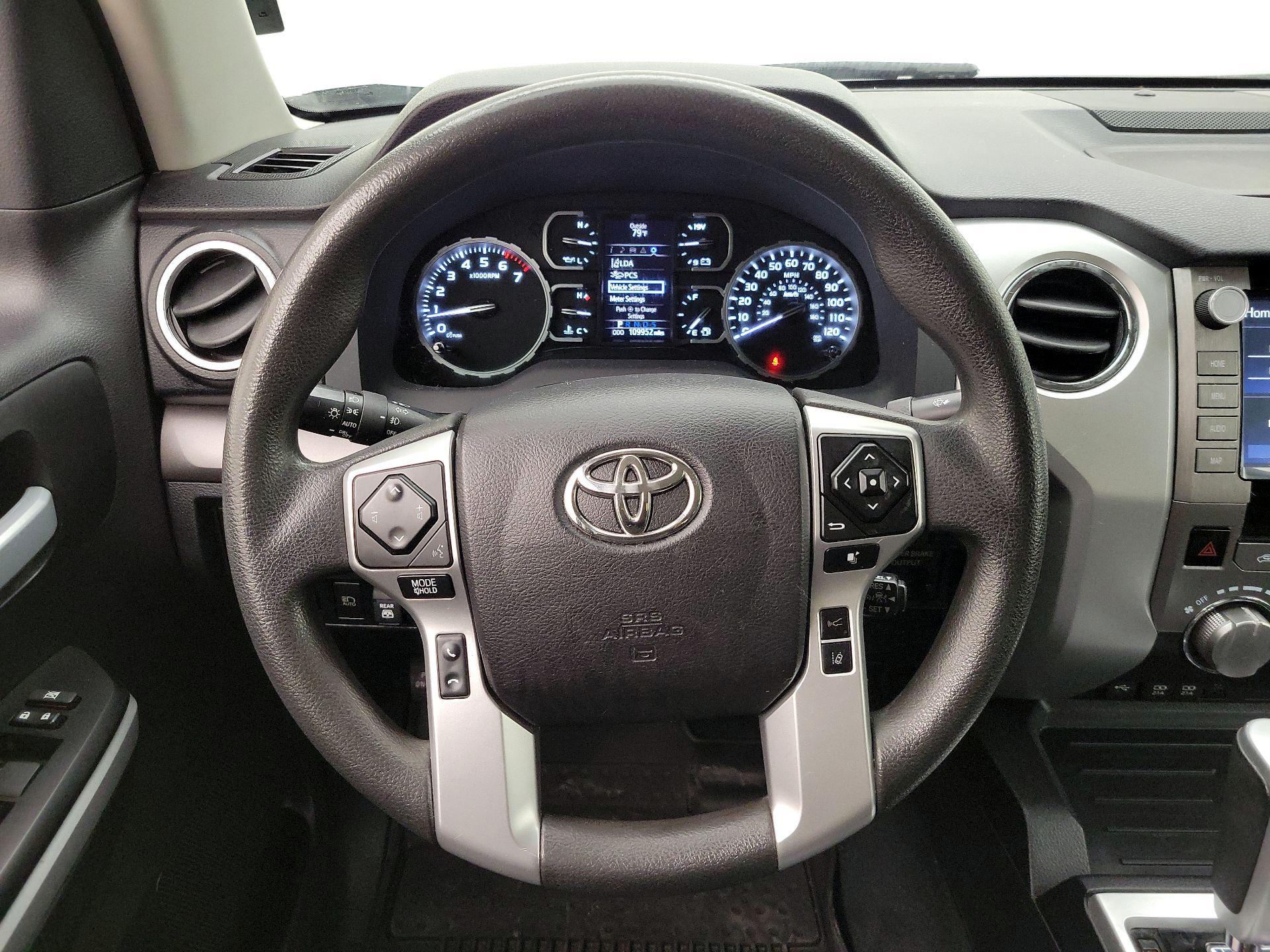 Thumbnail: 2021 Toyota Tundra - 10