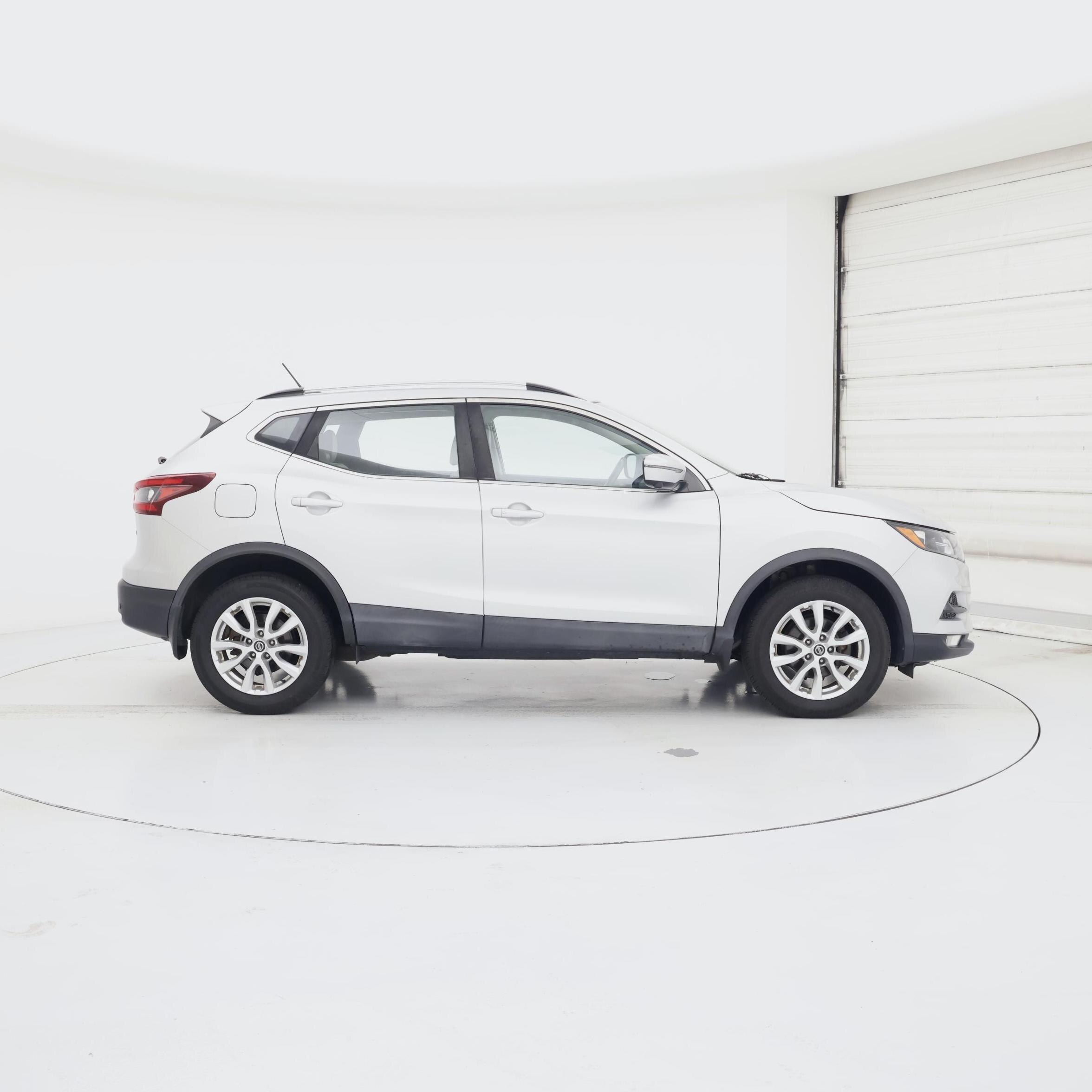 Thumbnail: 2020 Nissan Rogue Sport - 7