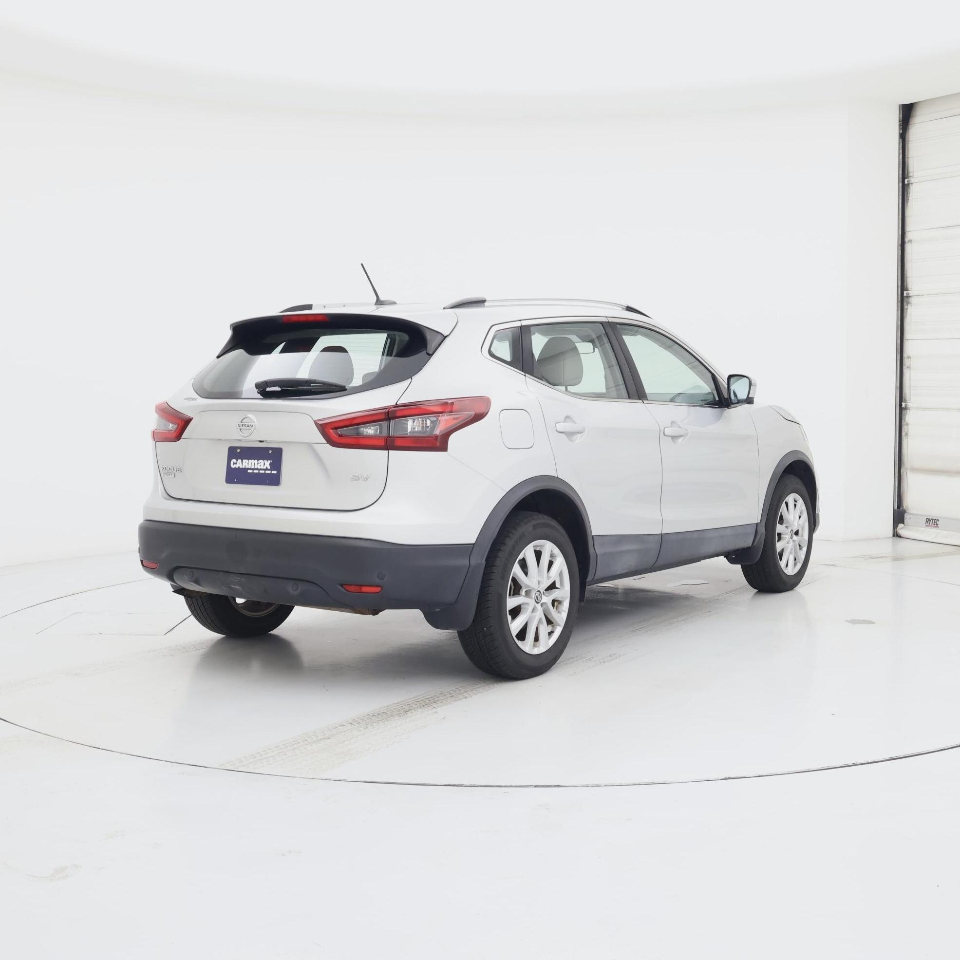 Thumbnail: 2020 Nissan Rogue Sport - 8