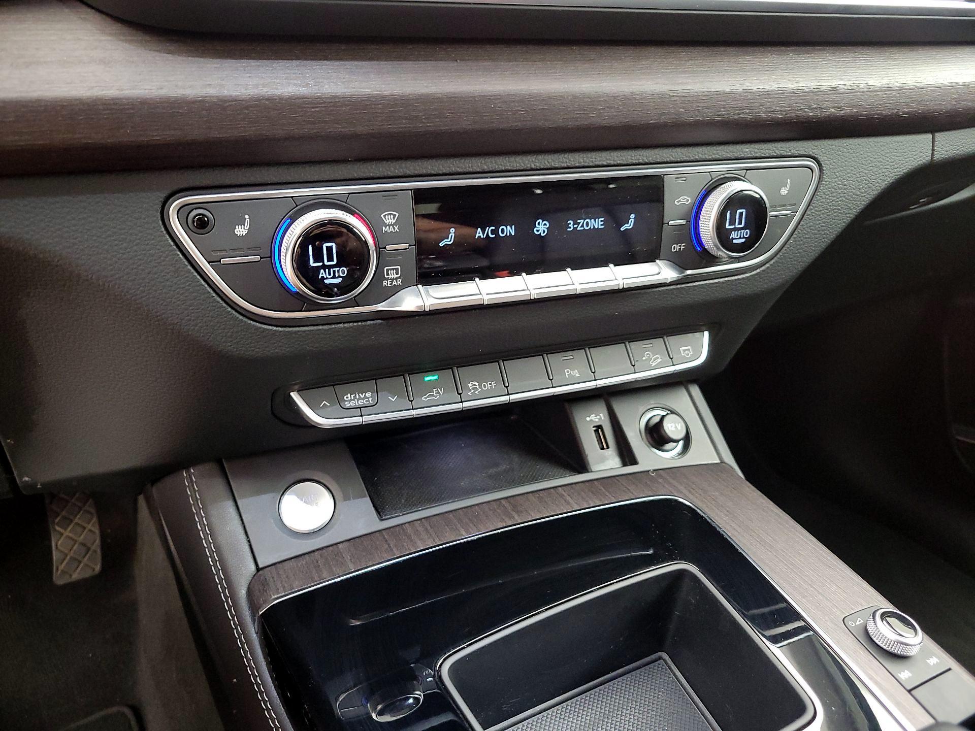 Thumbnail: 2021 Audi Q5 - 16