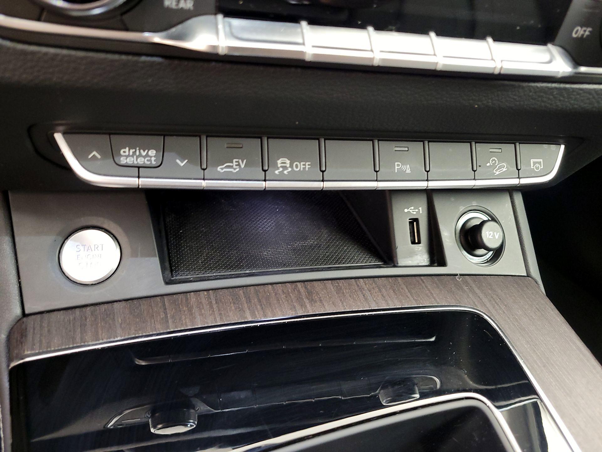 Thumbnail: 2021 Audi Q5 - 18