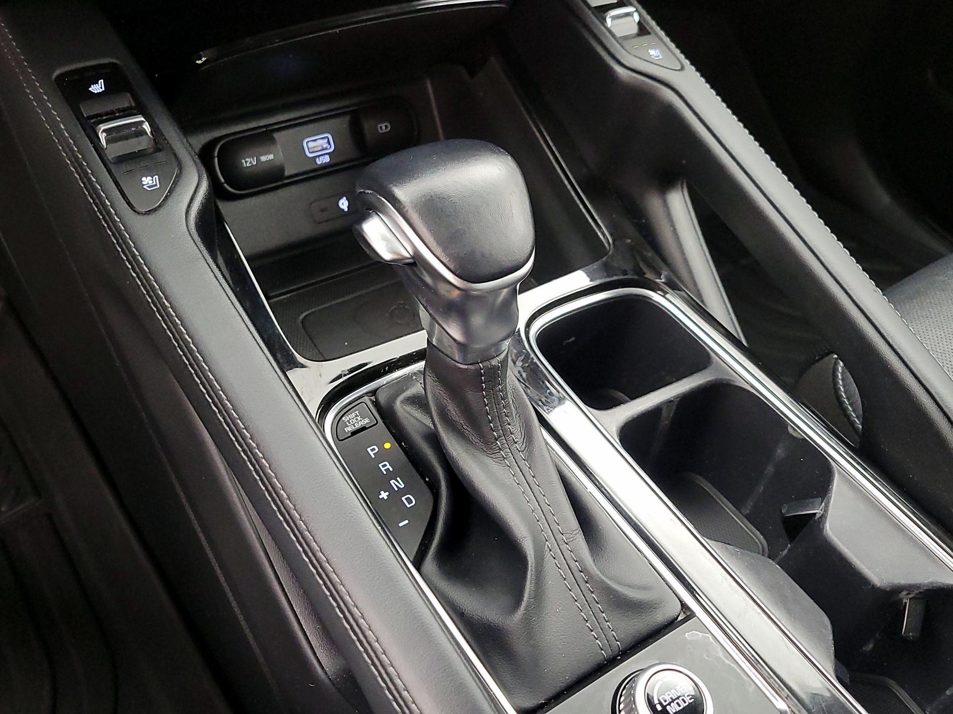 Thumbnail: 2020 Kia Telluride - 17