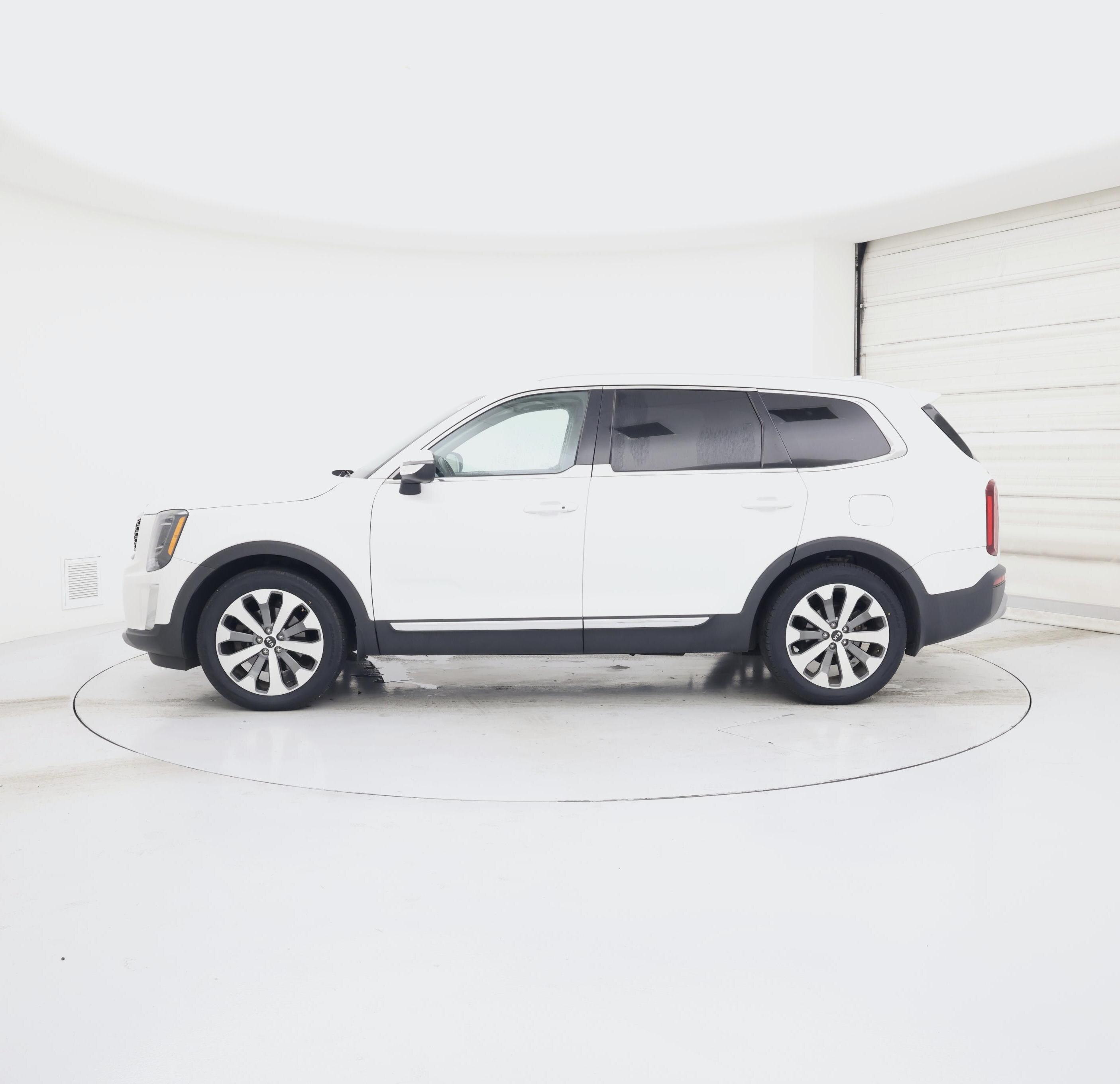 Thumbnail: 2020 Kia Telluride - 3