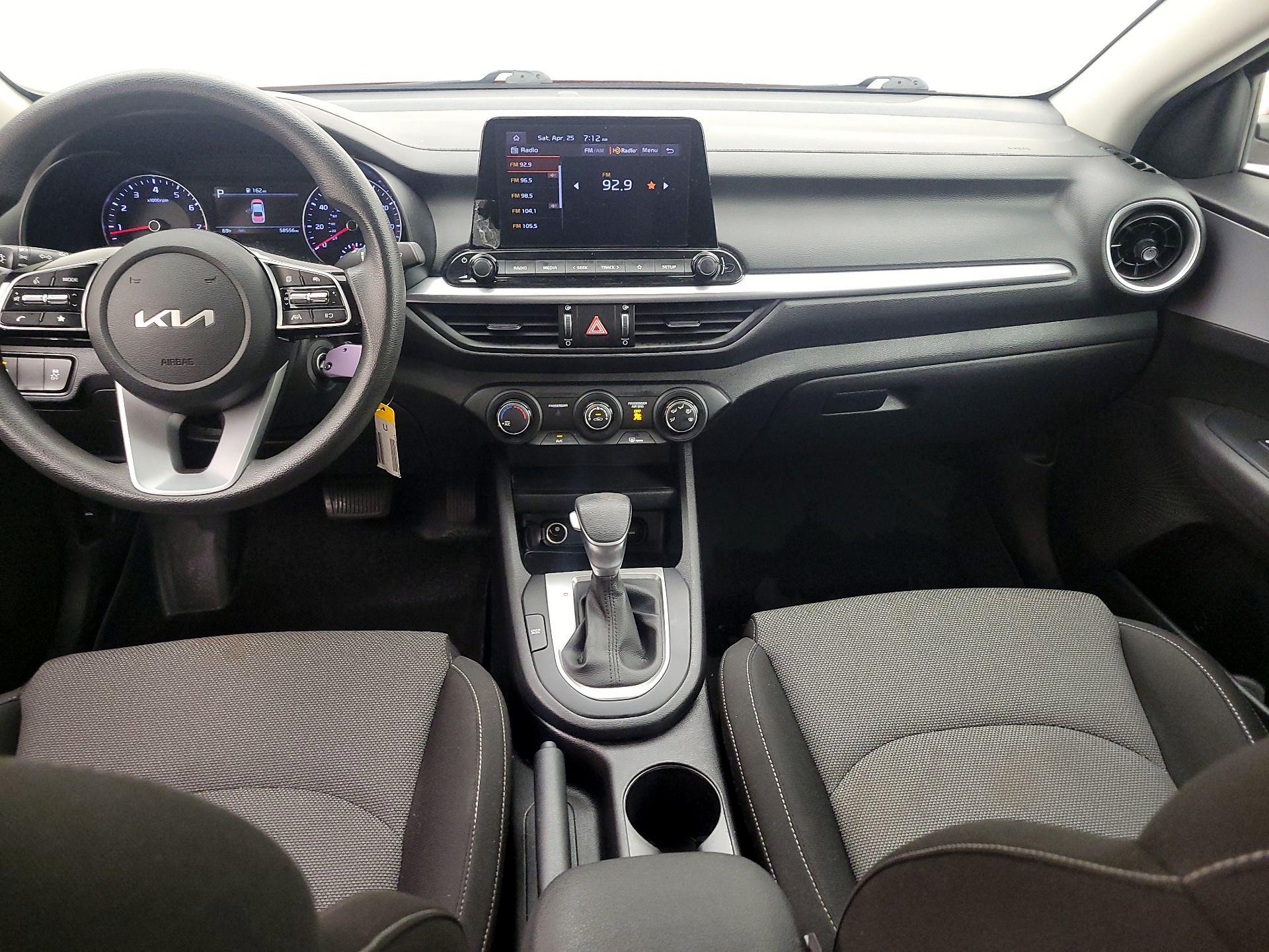 Thumbnail: 2022 Kia Forte - 9