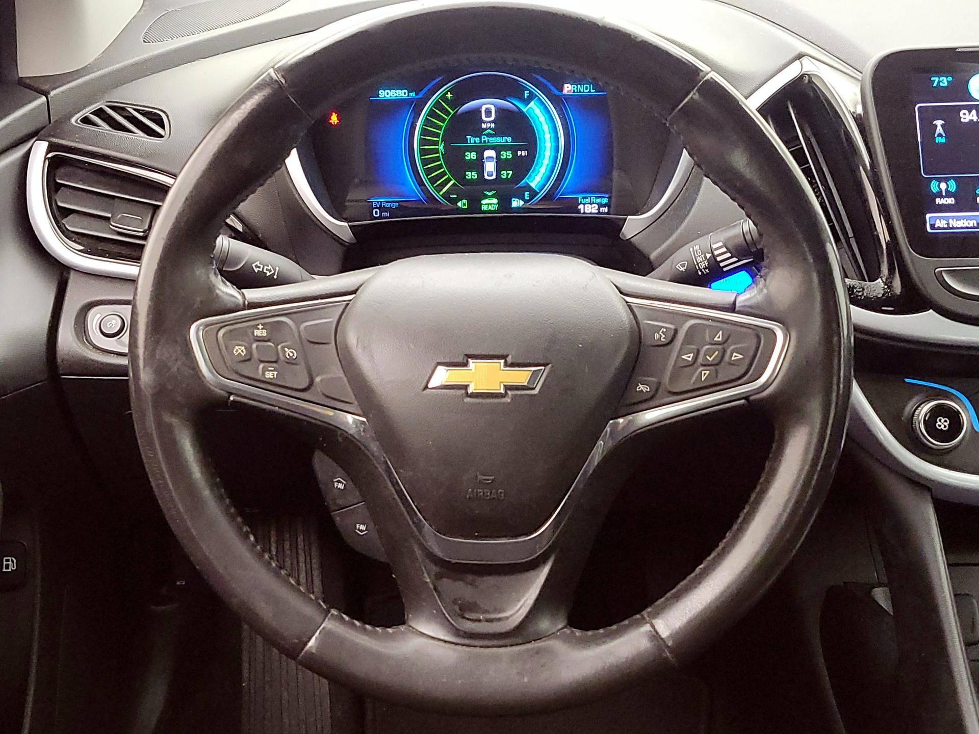 Thumbnail: 2017 Chevrolet Volt - 10