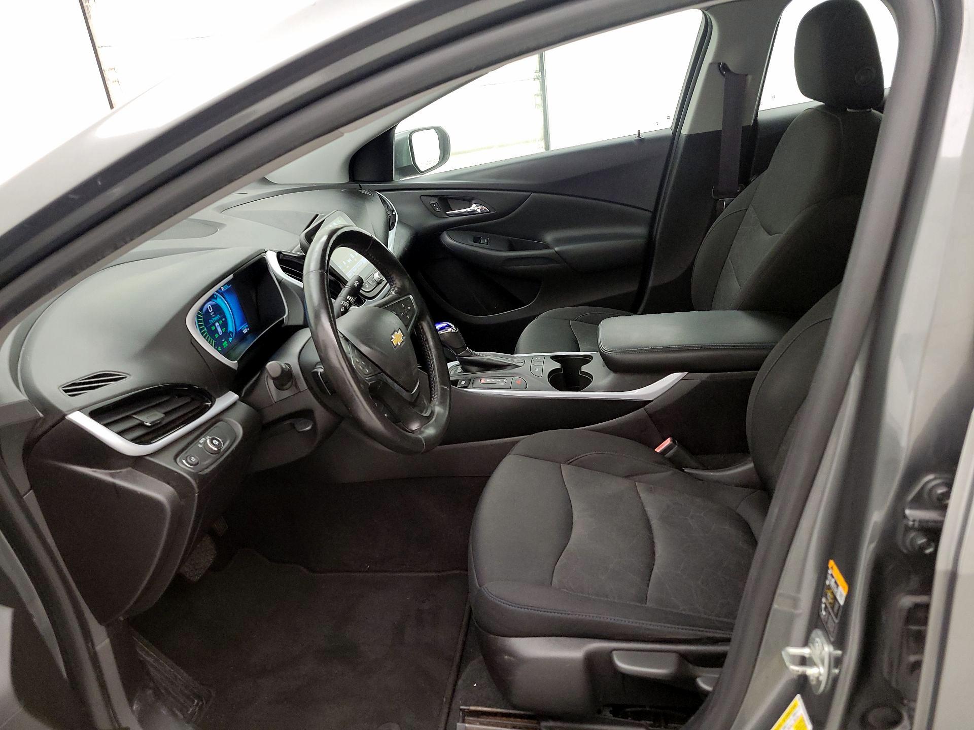Thumbnail: 2017 Chevrolet Volt - 11