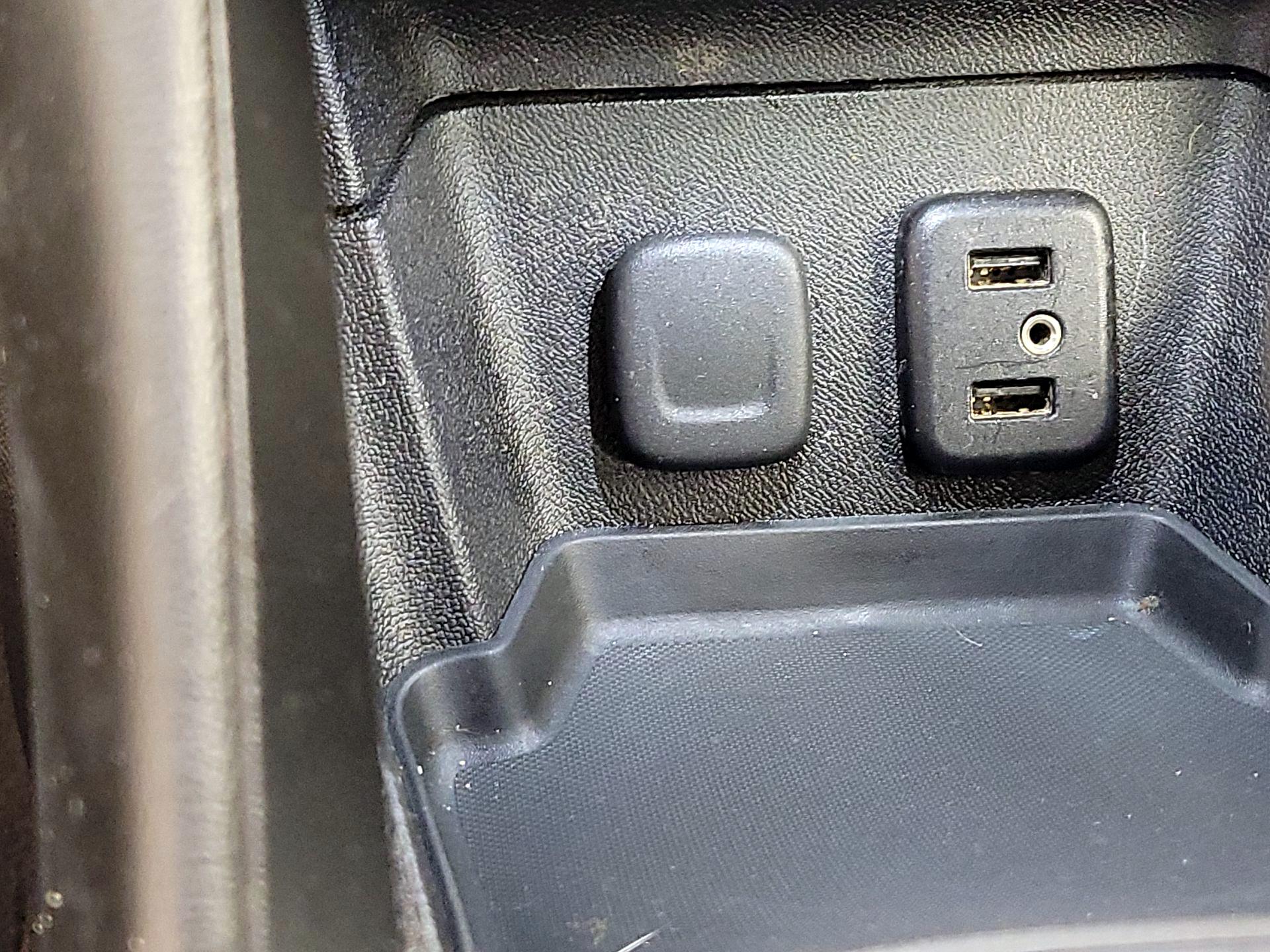 Thumbnail: 2017 Chevrolet Volt - 18