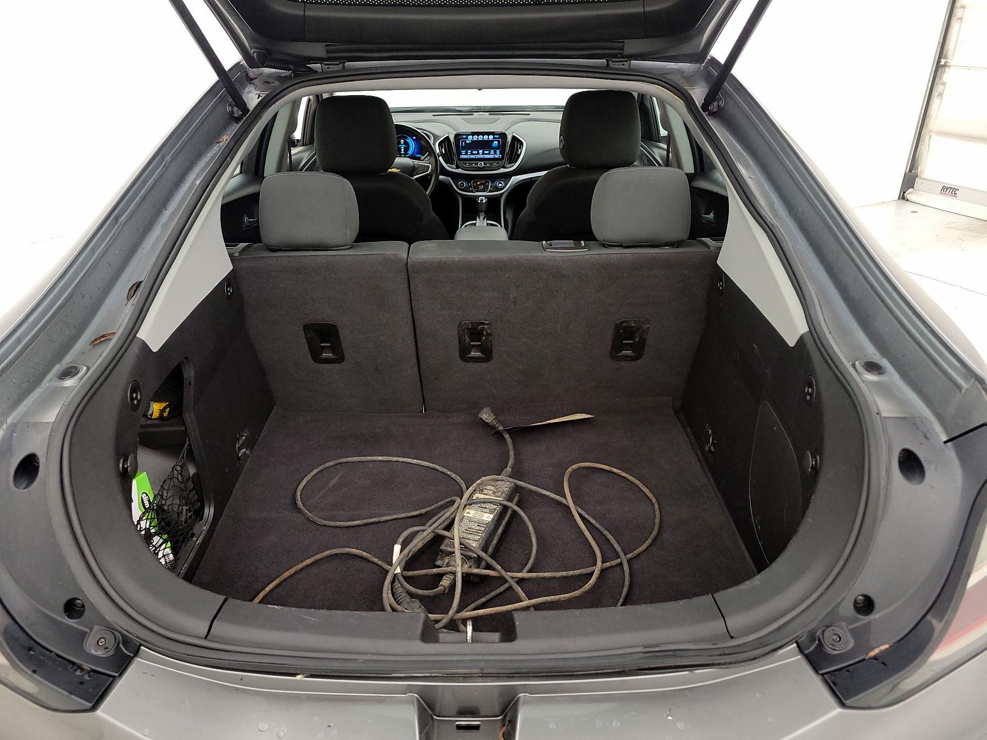 Thumbnail: 2017 Chevrolet Volt - 20