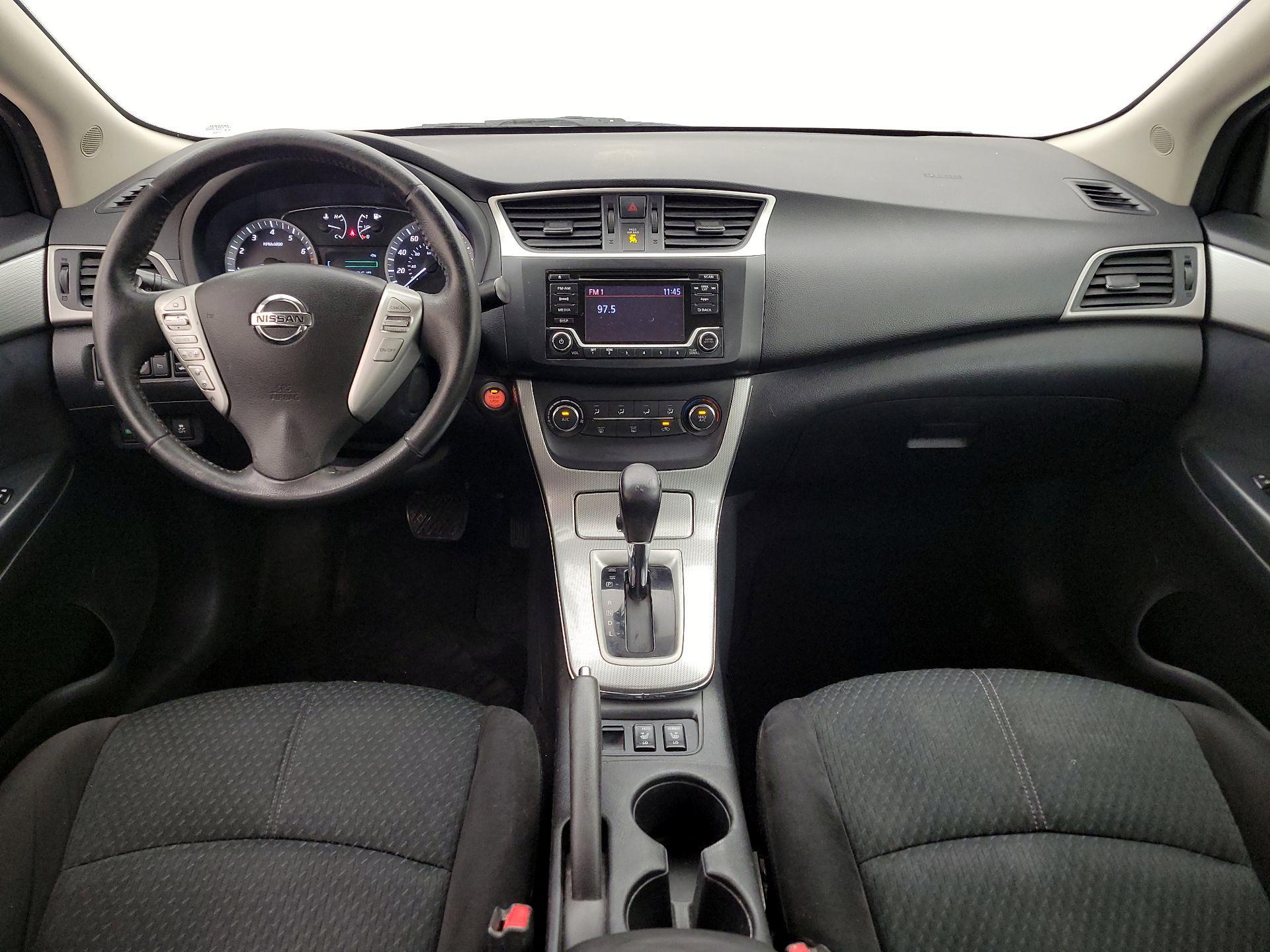Thumbnail: 2015 Nissan Sentra - 9