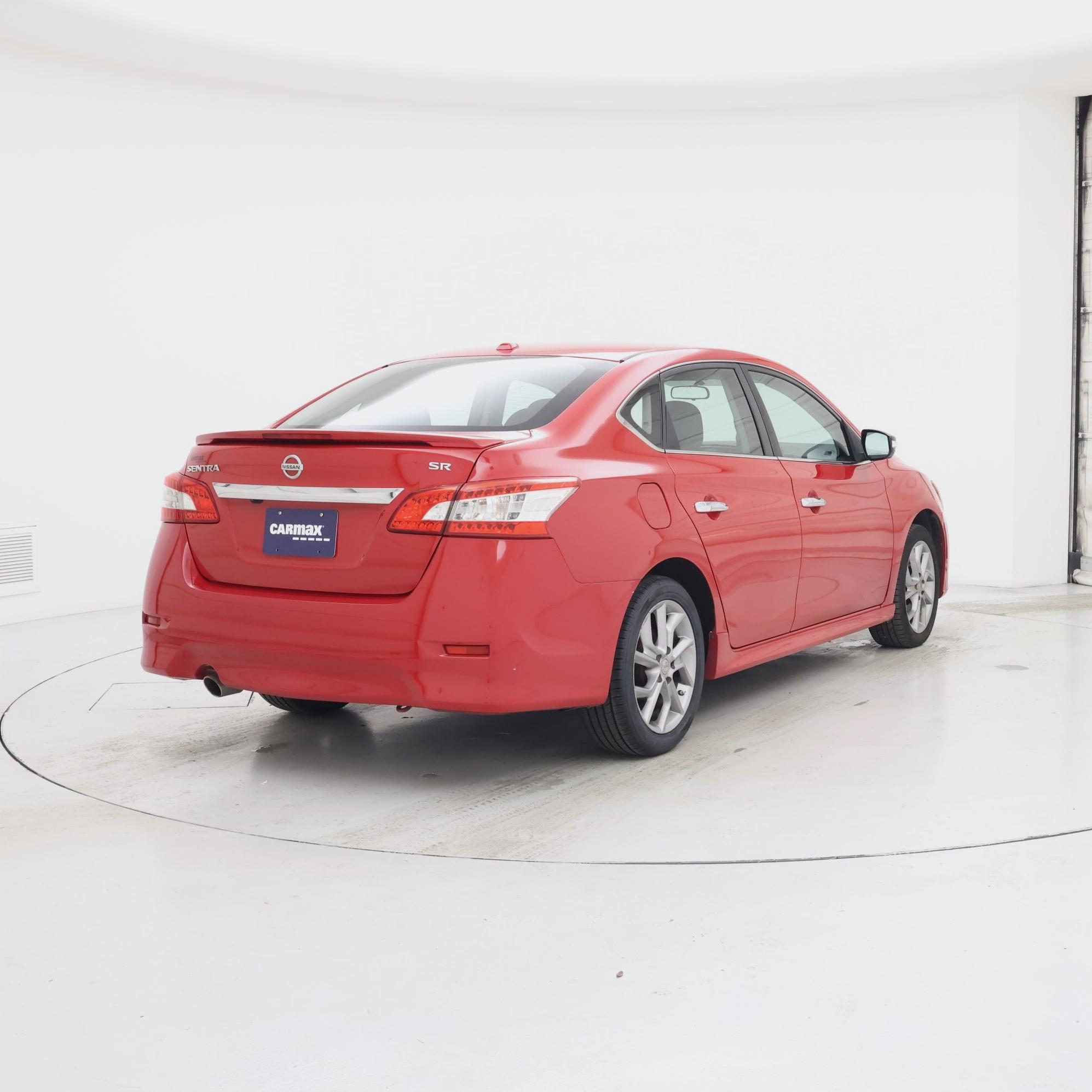 Thumbnail: 2015 Nissan Sentra - 8