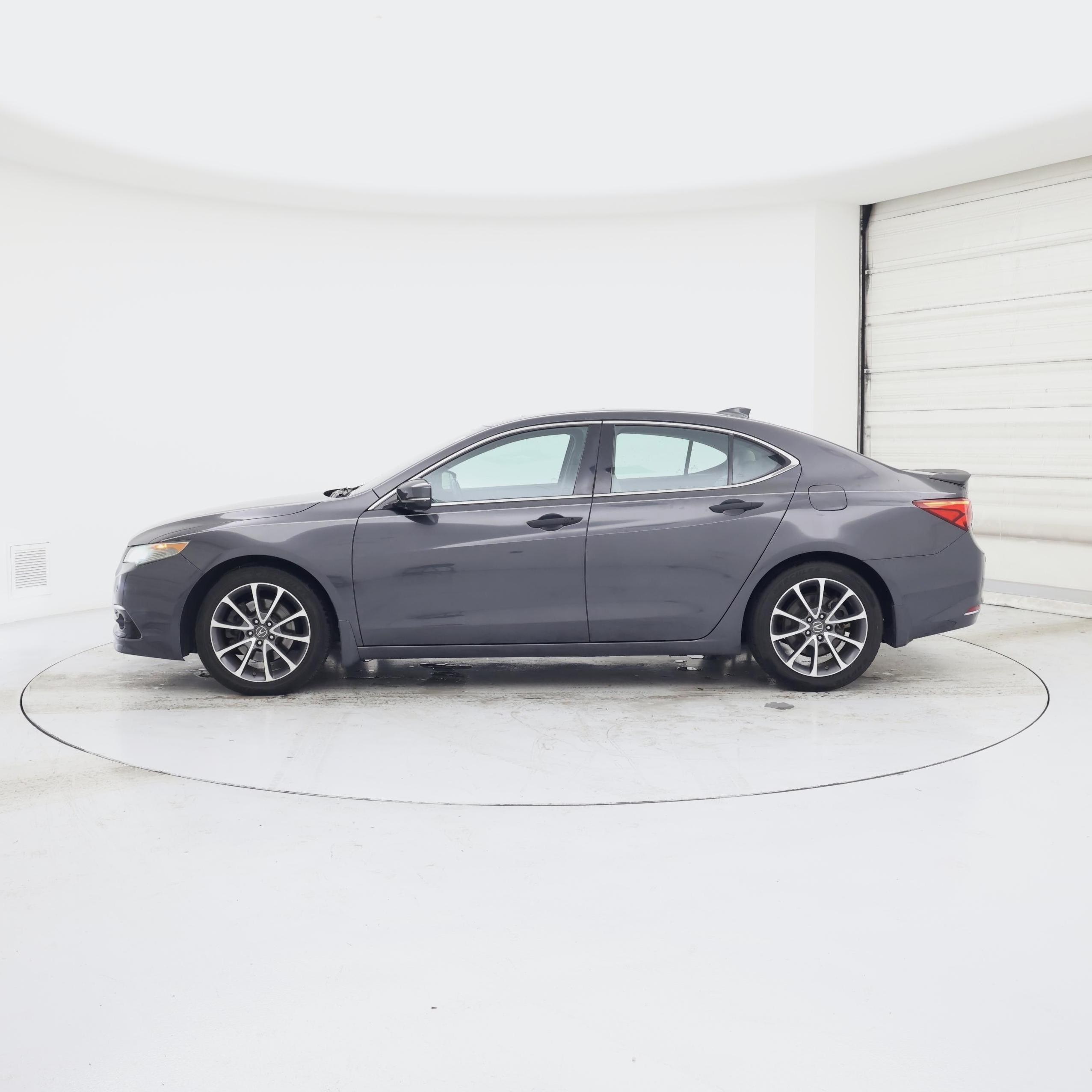 Thumbnail: 2015 Acura TLX - 3