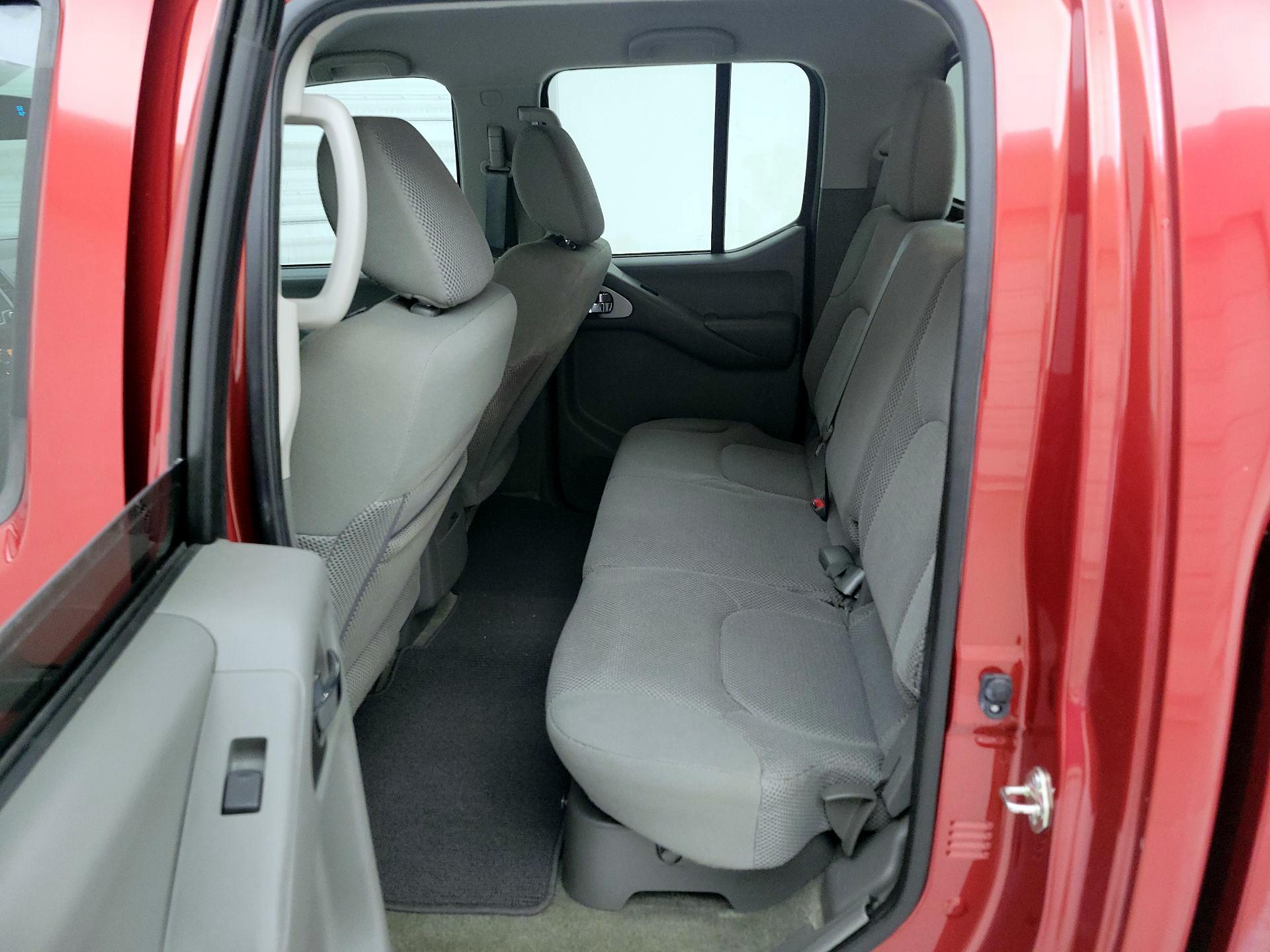 Thumbnail: 2016 Nissan Frontier - 19