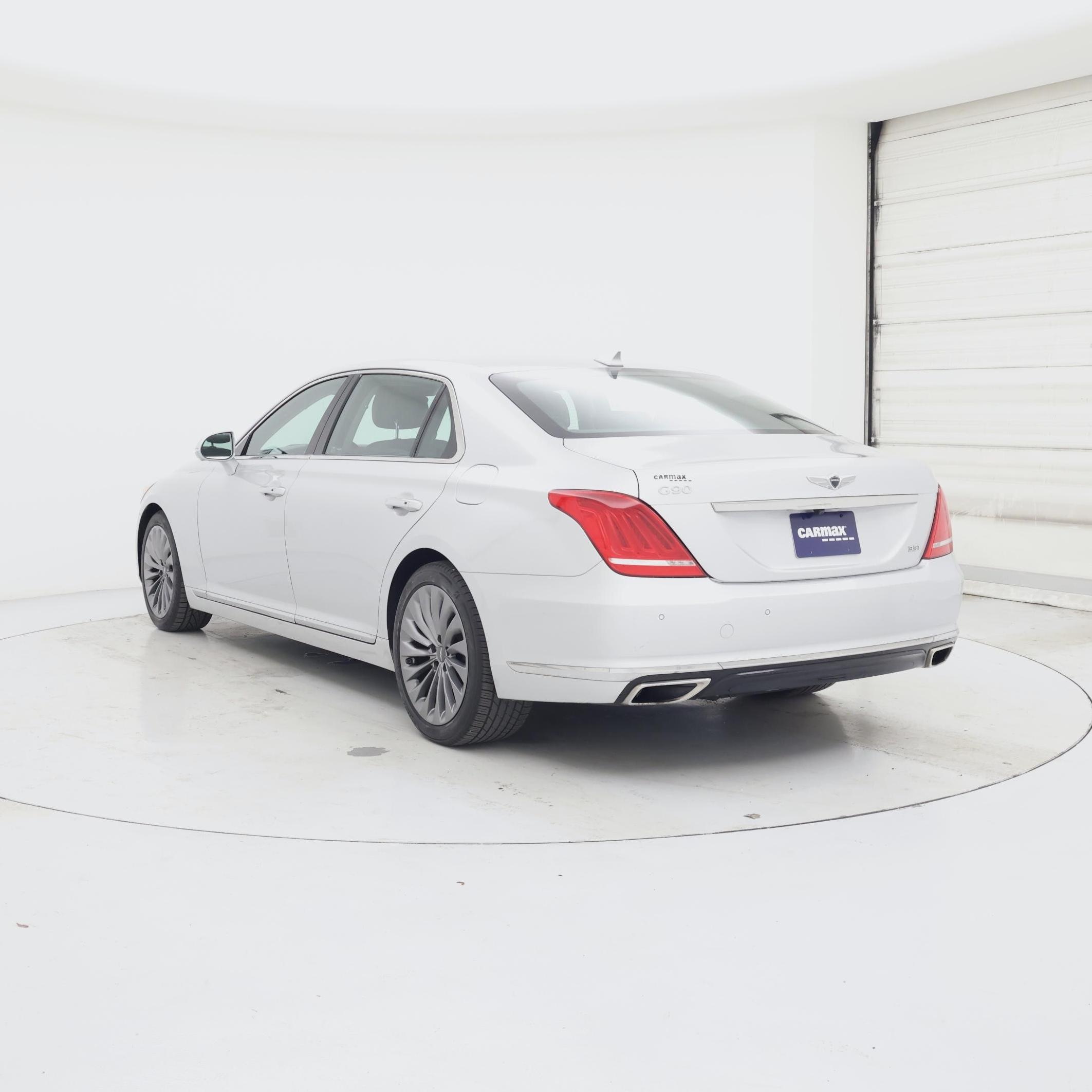 Thumbnail: 2018 Genesis G90 - 2