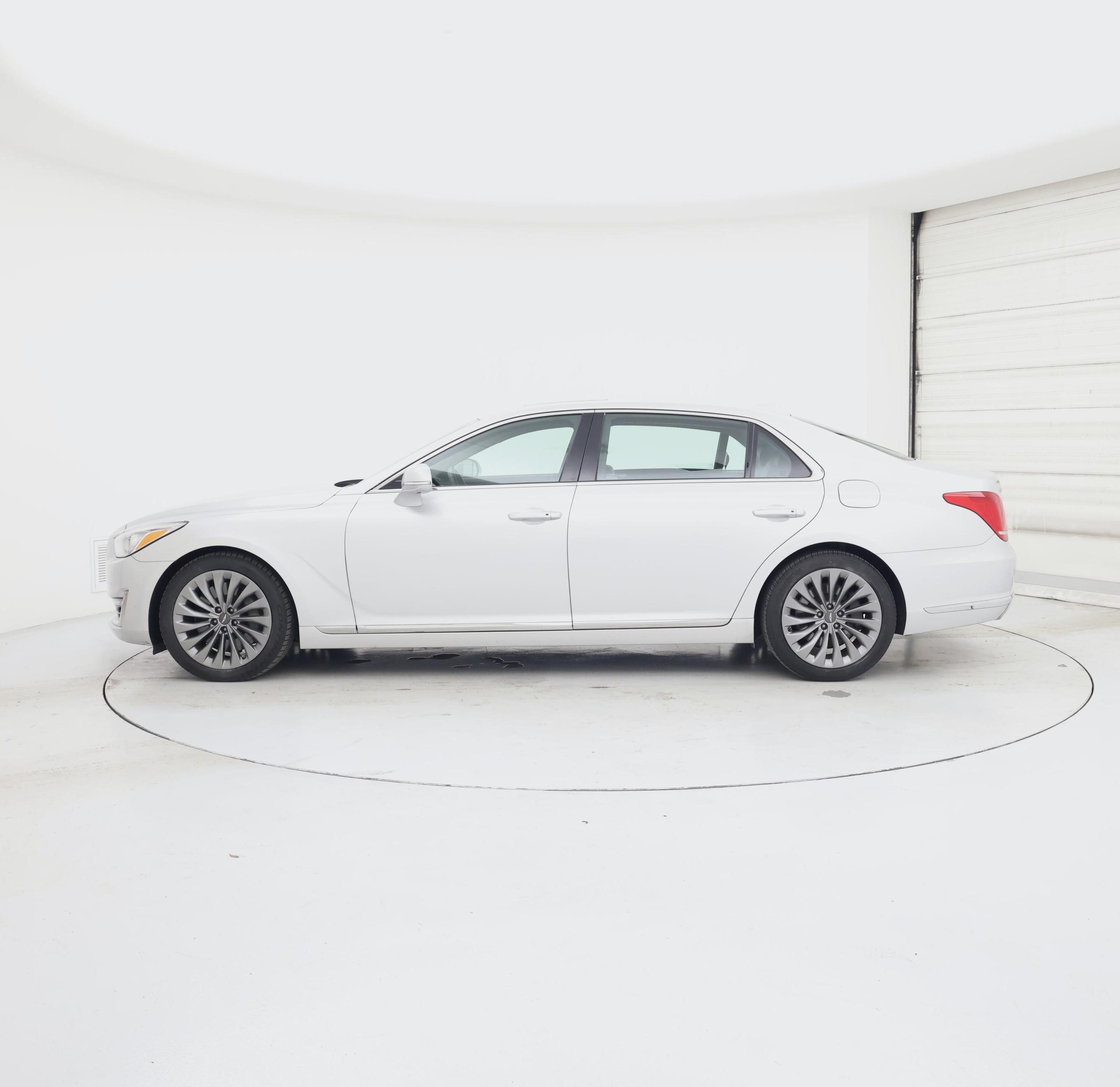 Thumbnail: 2018 Genesis G90 - 3
