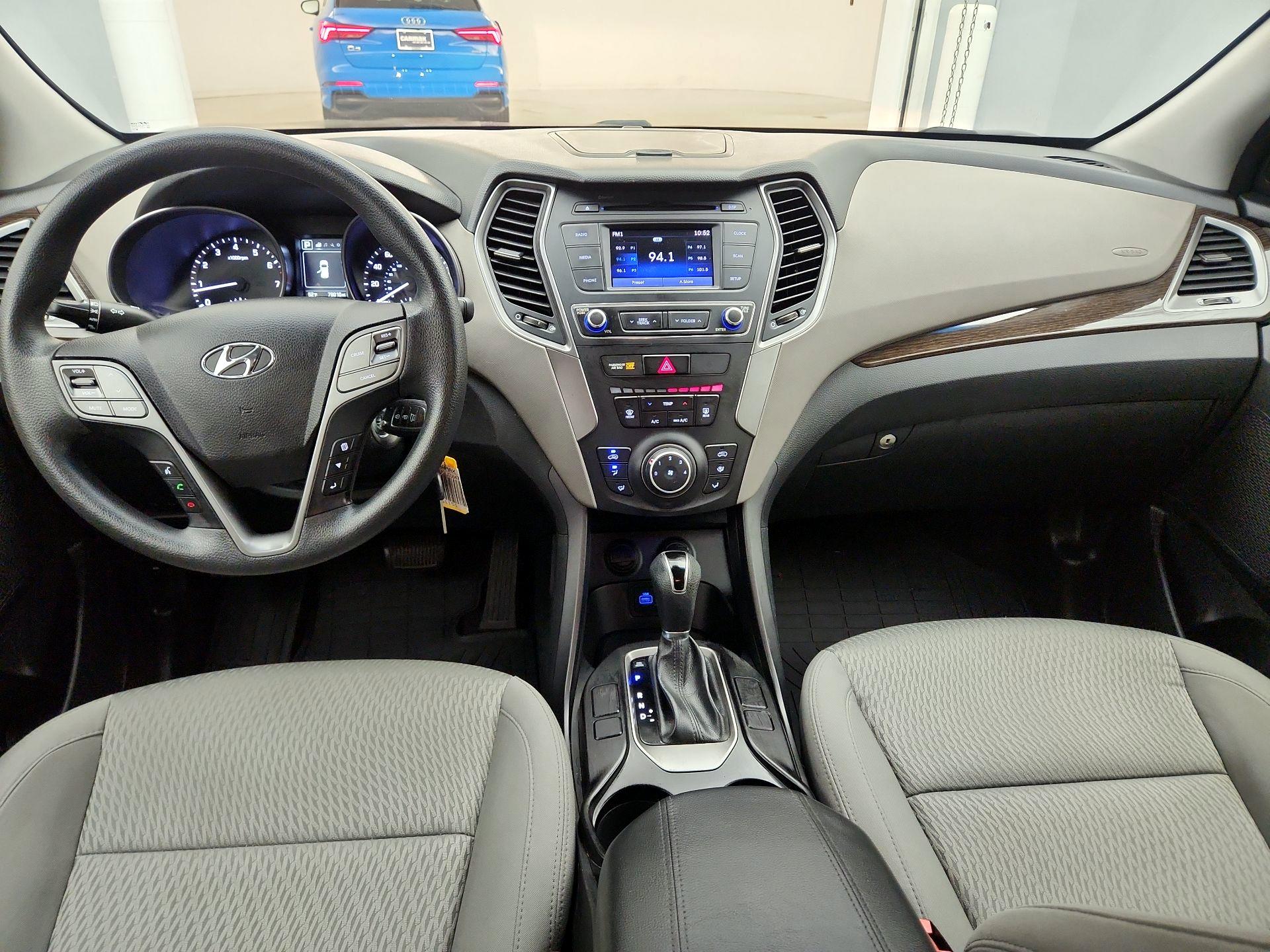 Thumbnail: 2018 Hyundai Santa Fe - 9